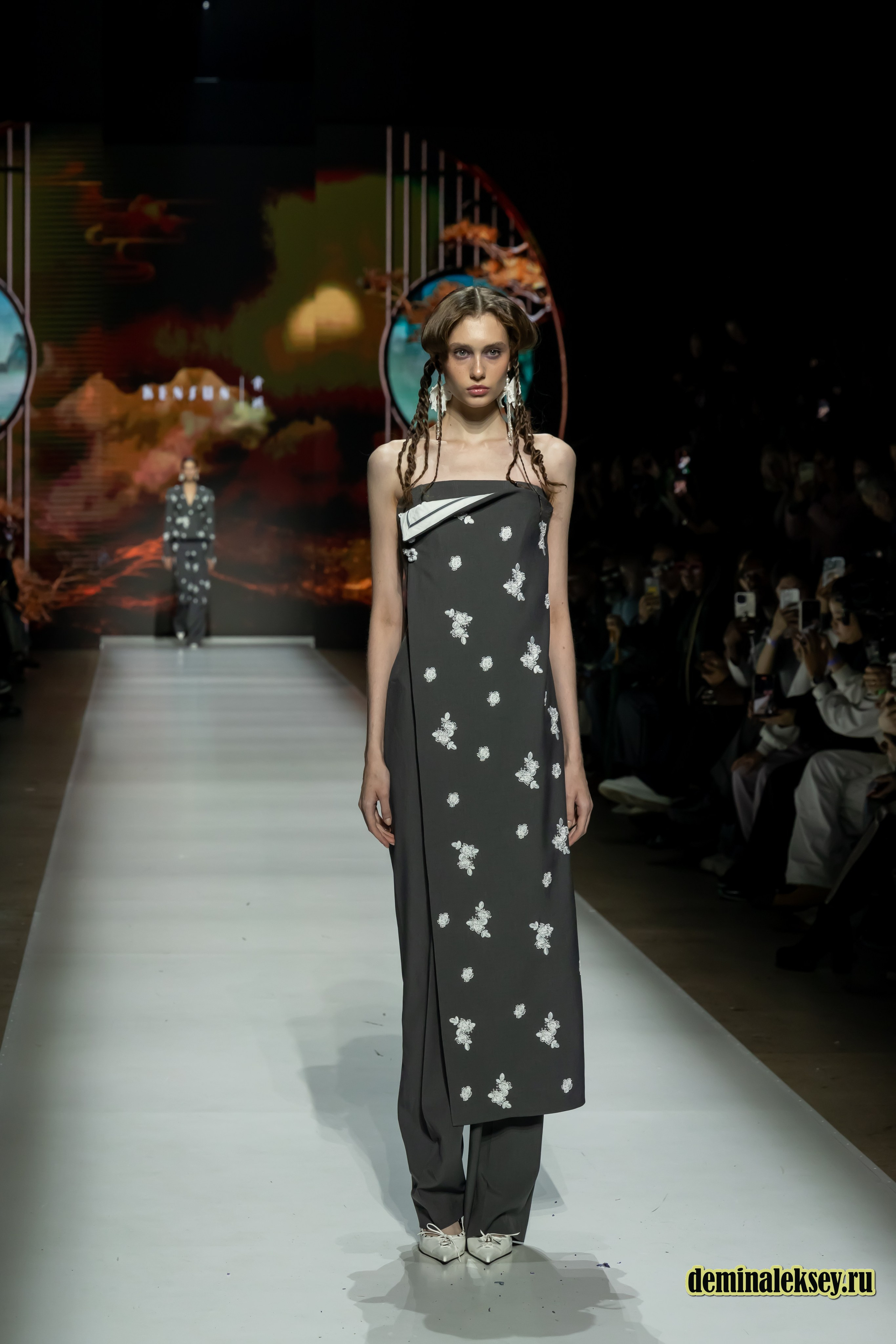 Московская неделя моды 2024 4 октября дизайнер KenSun Китай/China. Репортажный, семейный и студийный фотограф в Москве Демин Алексей