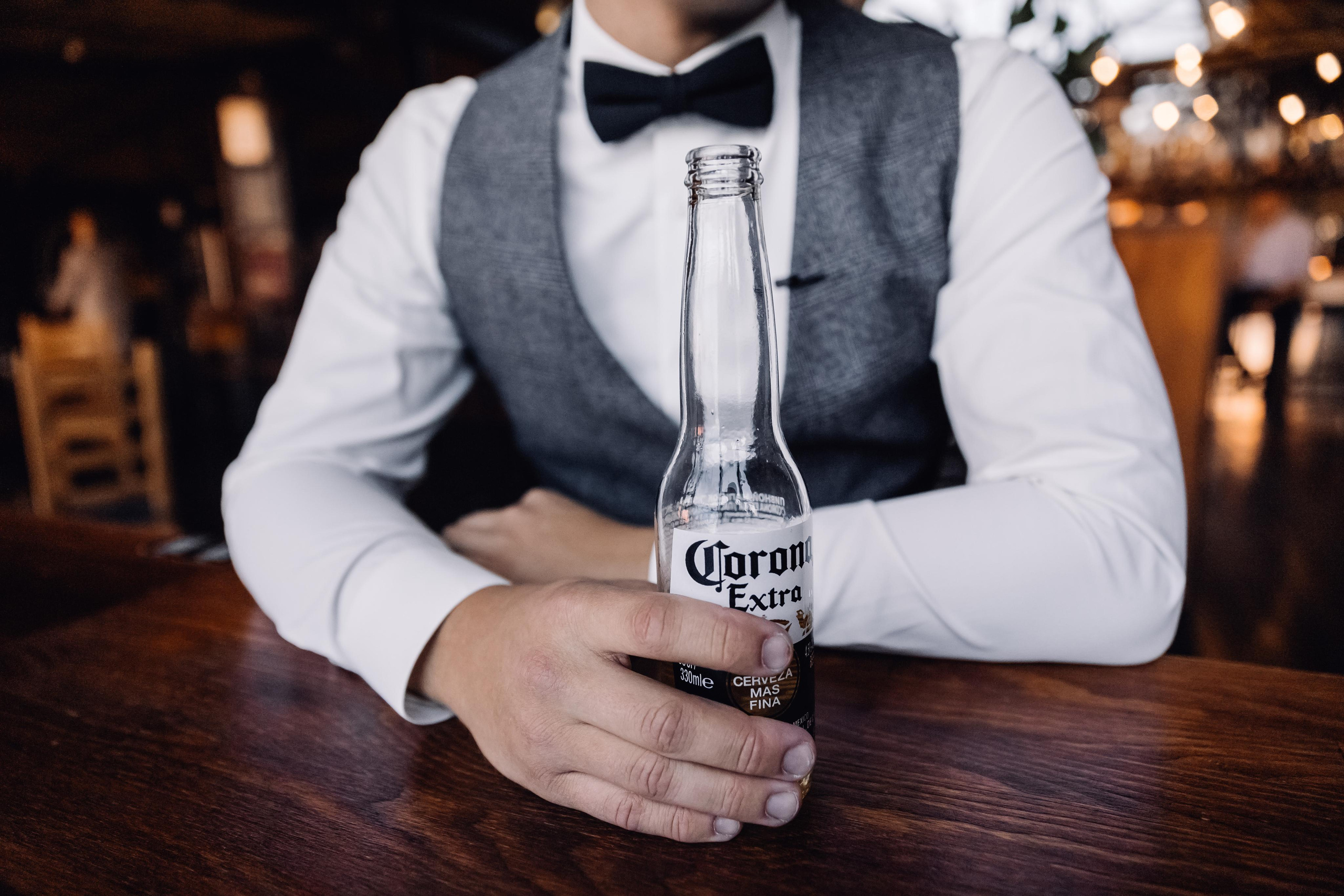 жених, утро жениха, идеи для съемки жениха