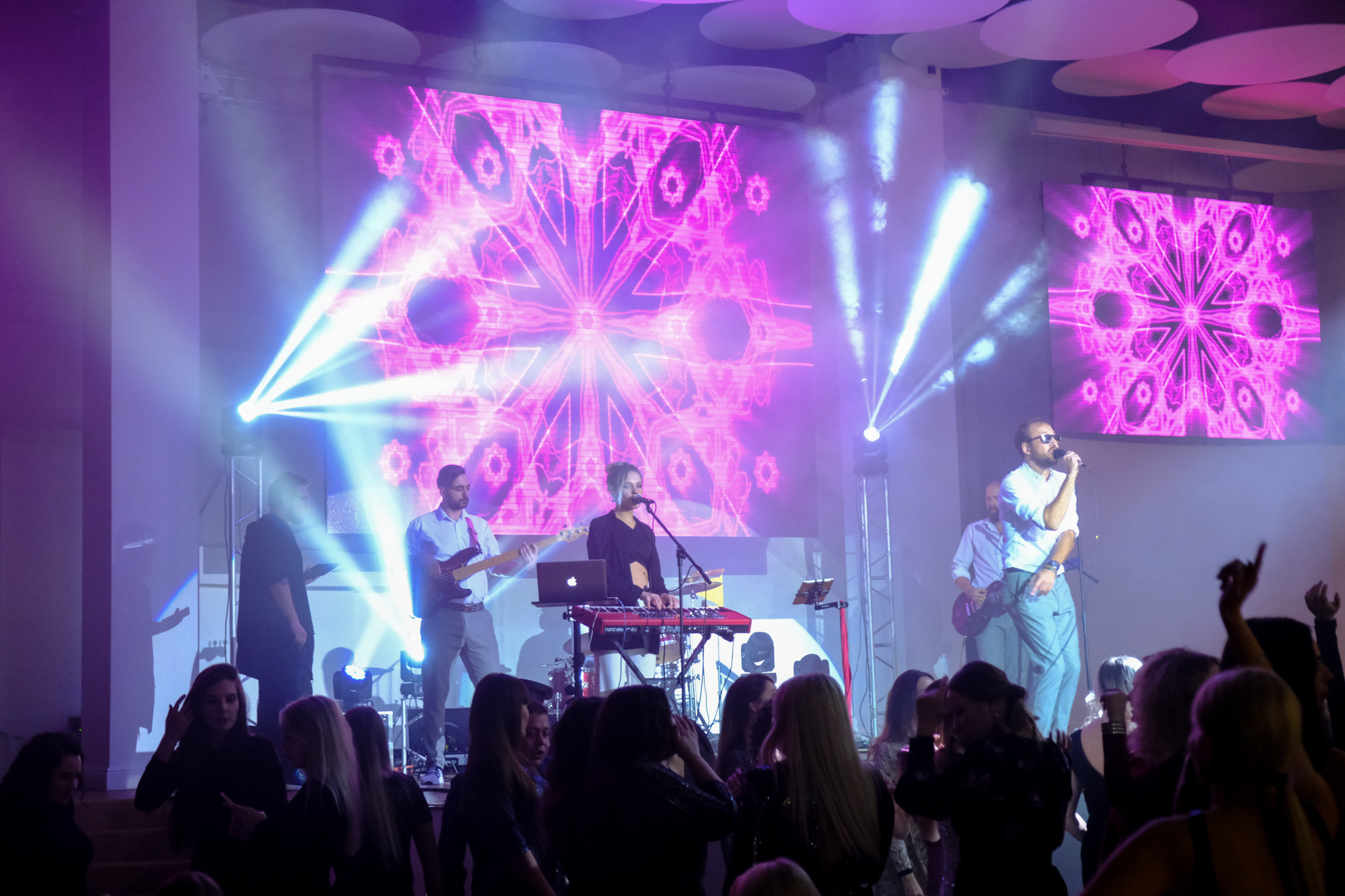 Росбанк зажигает звезды. Организация свадьбы Красноярск