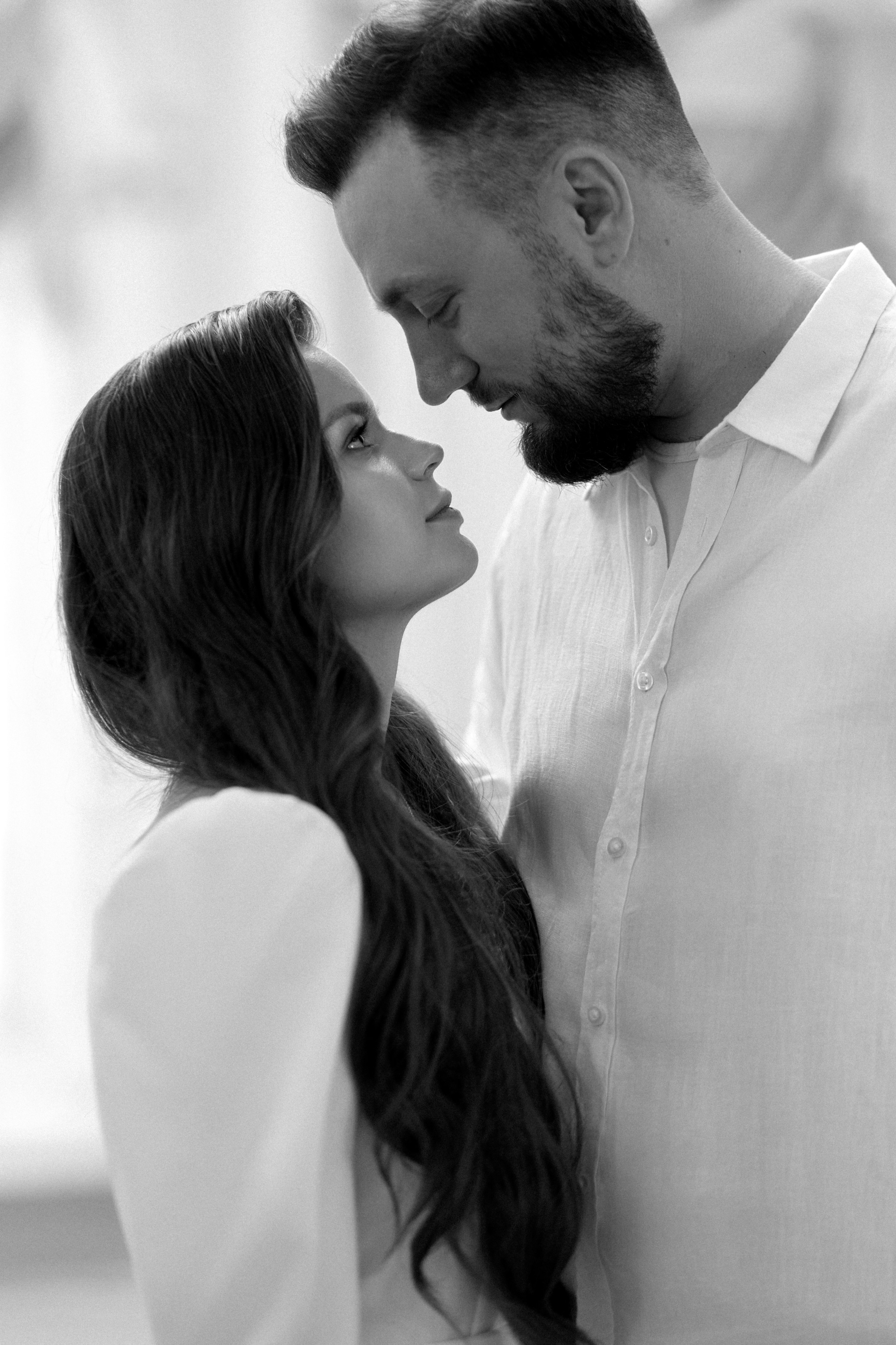 Летняя свадебная фотосессия на Чернышевской. Сестры Карабаза. Фотографы и ретушеры в Москве и Санкт-Петербурге