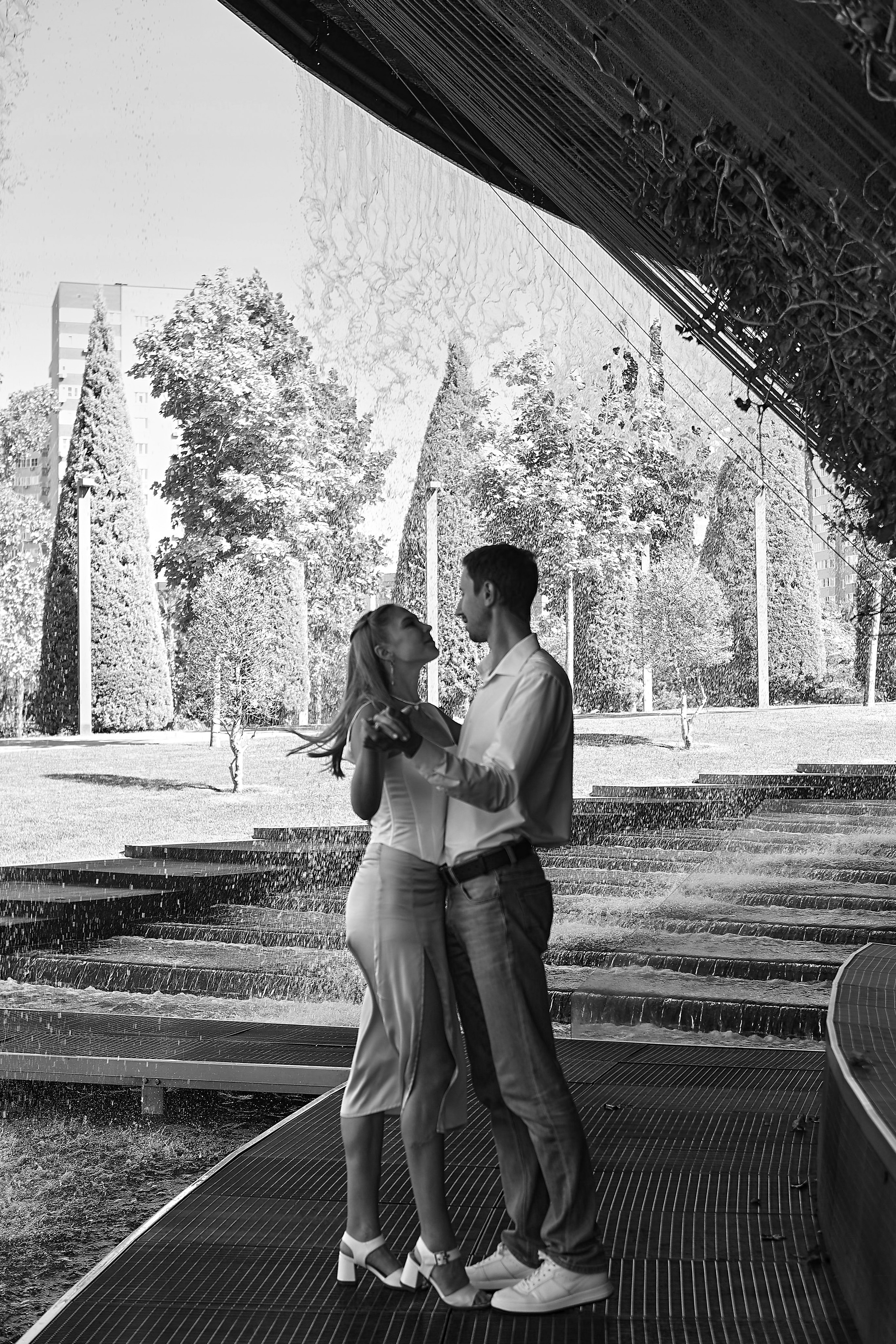 Фотосессия в стиле Love Story в парке Галицкого г. Краснодар. Семейный и свадебный фотограф в Краснодаре Михеева Светлана