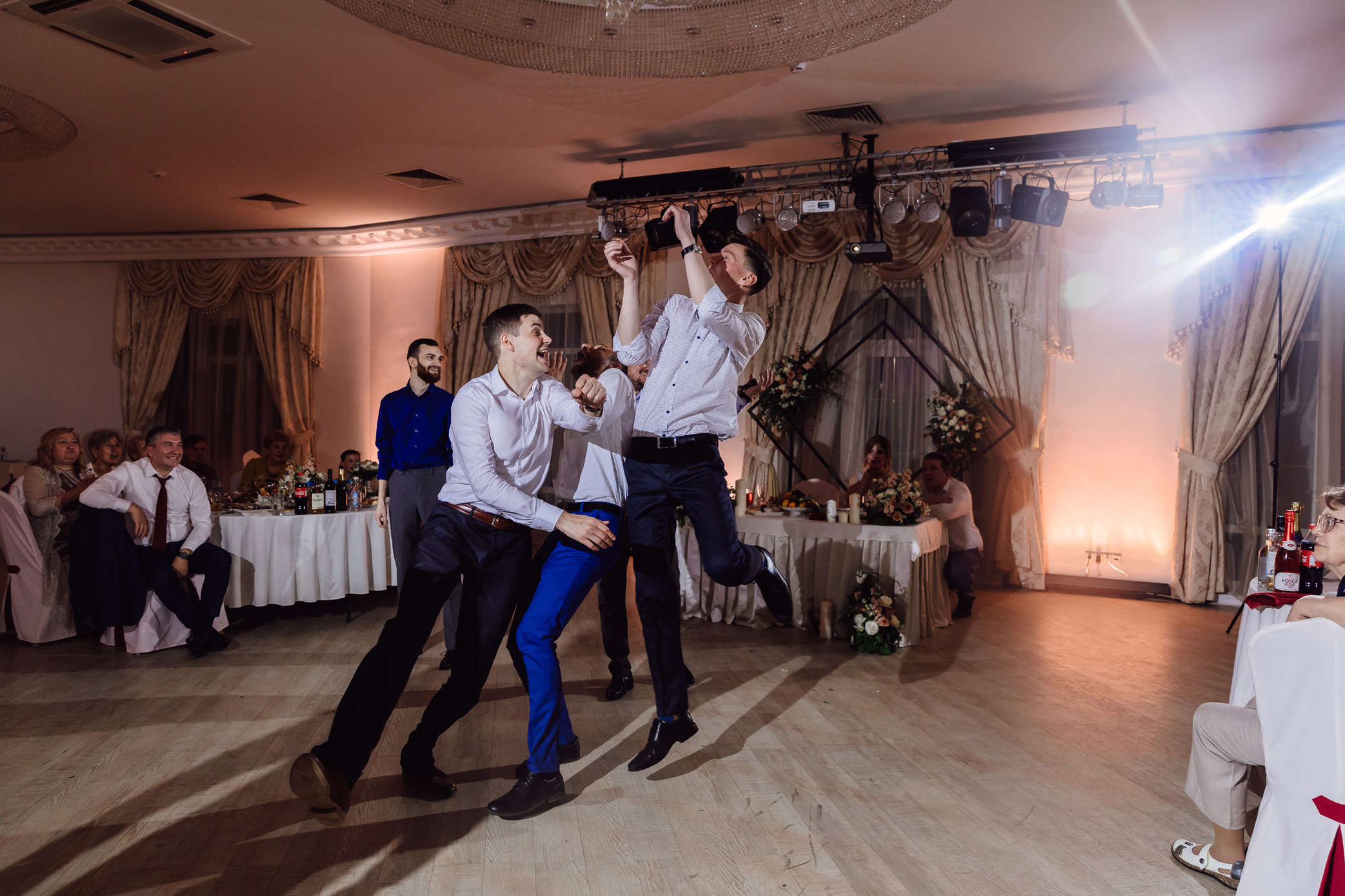 Женя и Вика. Профессиональная фотосессия в Москве и Московской области