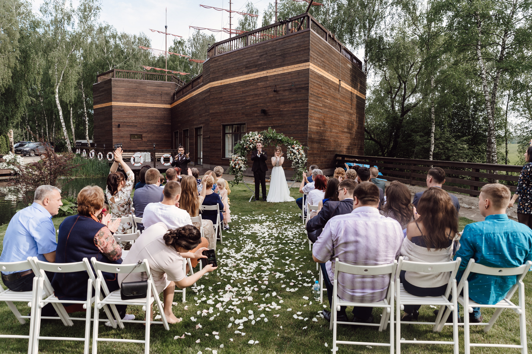 Женя и Вика. Профессиональная фотосессия в Москве и Московской области