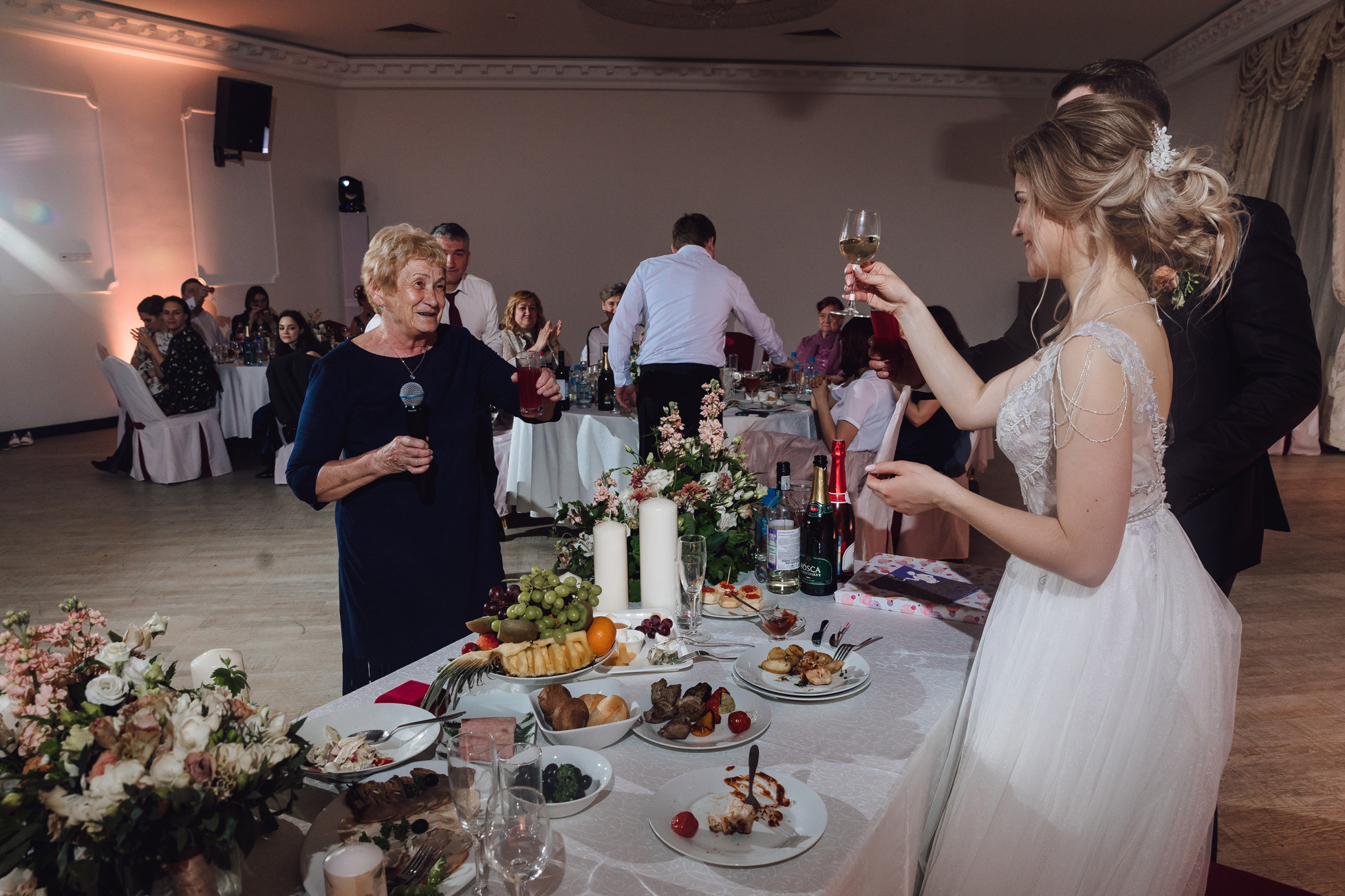 Женя и Вика. Профессиональная фотосессия в Москве и Московской области