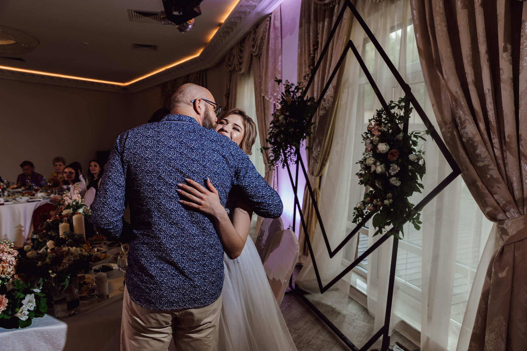 Женя и Вика. Профессиональная фотосессия в Москве и Московской области