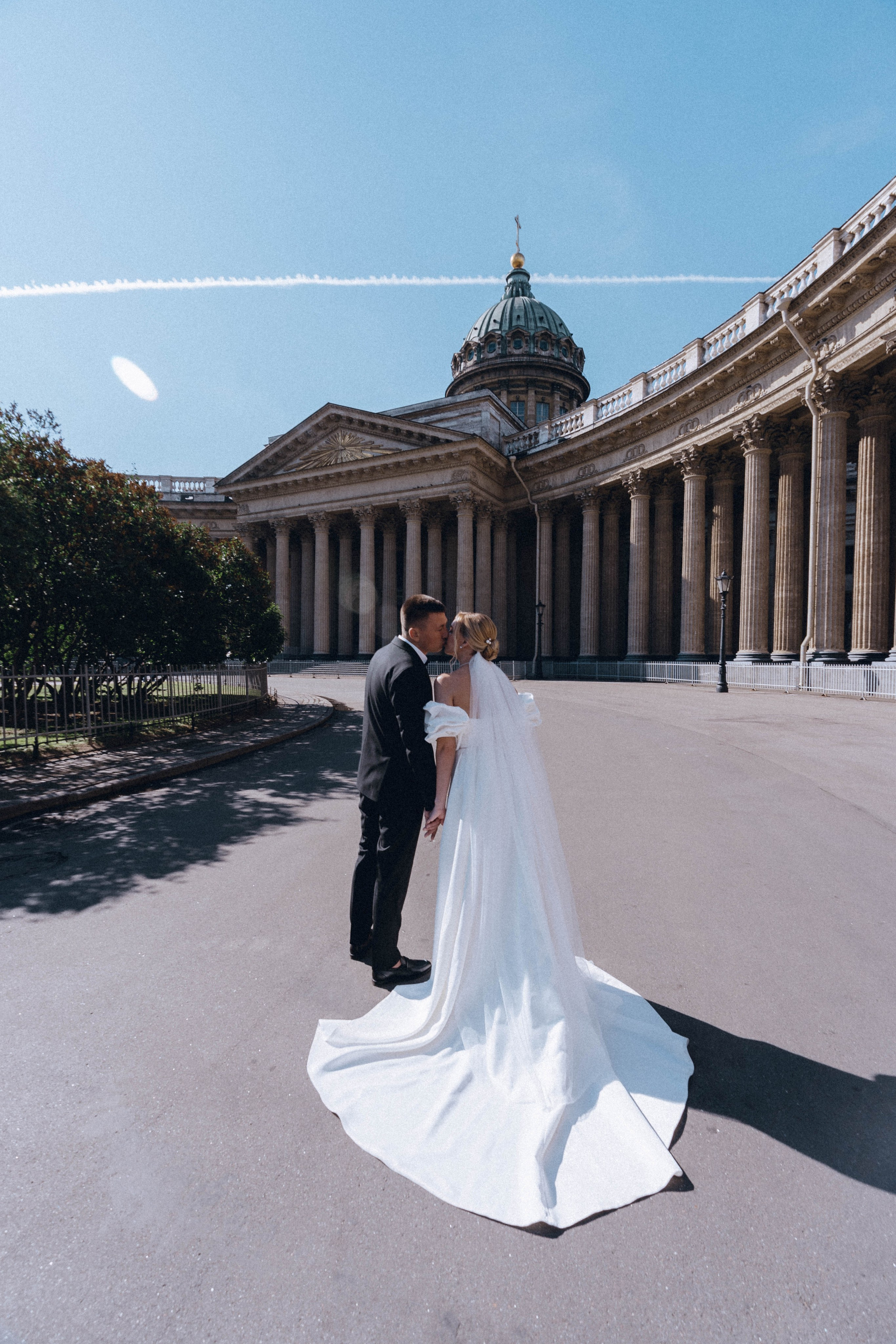 СВАДЕНБНАЯ СЬЕМКА НА КАТЕРЕ ПО КАНАЛАМ САНКТ-ПЕТЕРБУРГА И В АКВАТОРИИ НЕВЫ. Профессиональный фотограф, Санкт-Петербург — Виктория Богомолова
