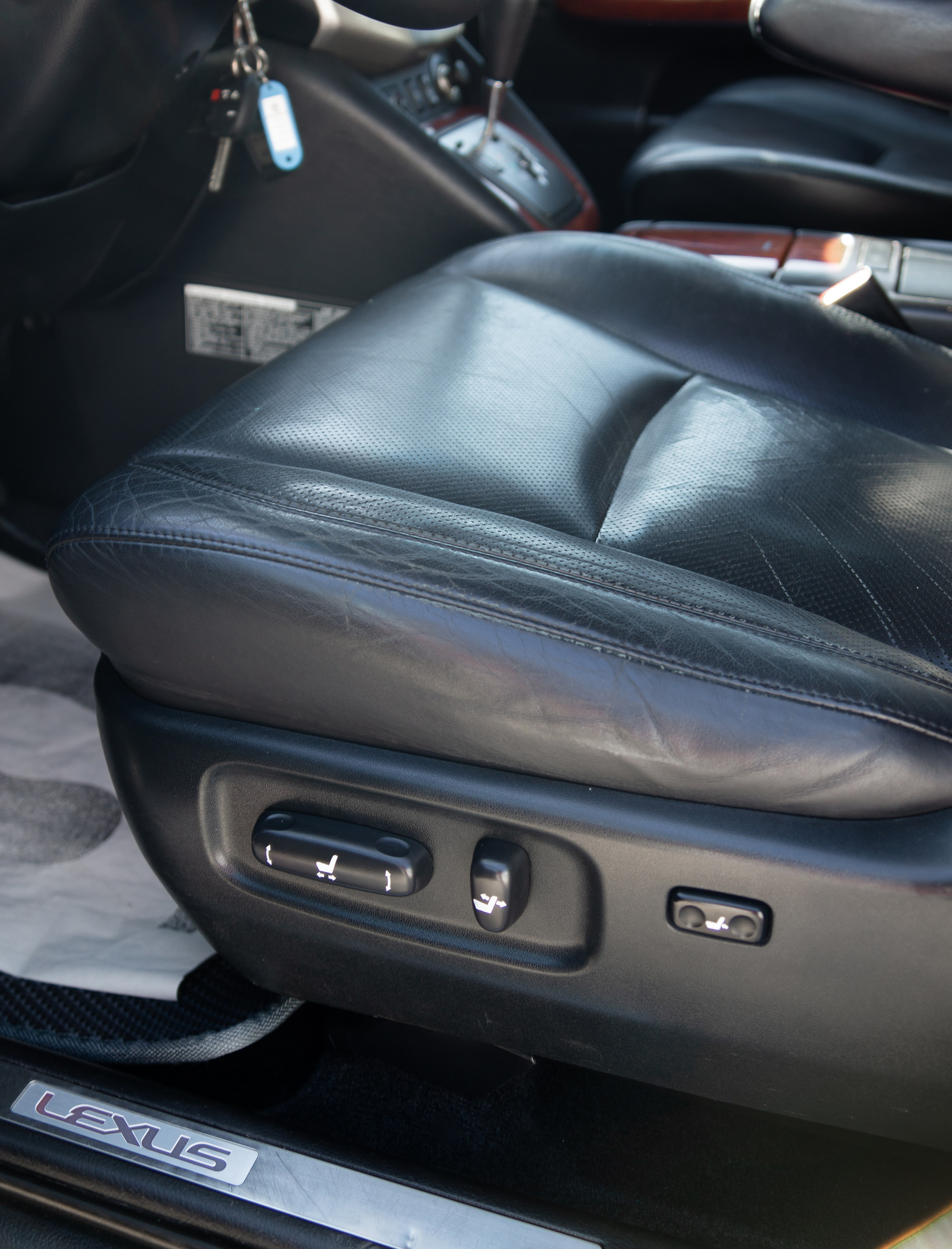 Съёмка для автосалона «Звезда Сибири». Женский фотограф Омск, Екатерина Петрова