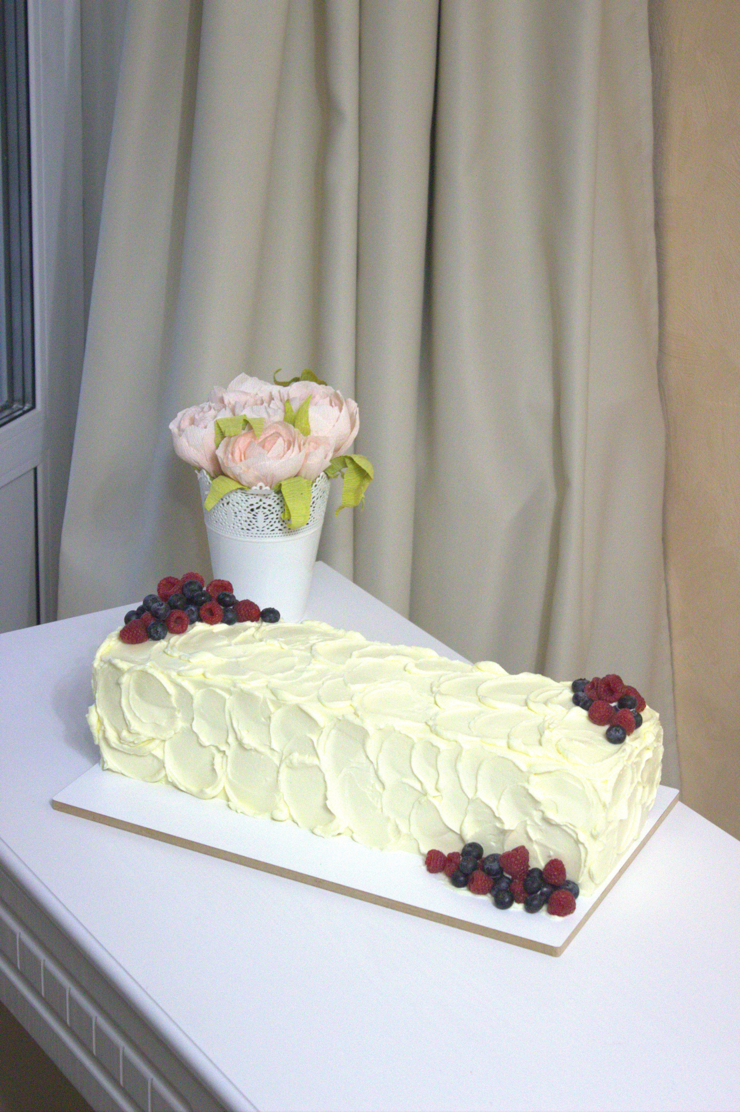 Свадебные торты. Семейная кондитерская. Торты и десерты на заказ в Москве и области