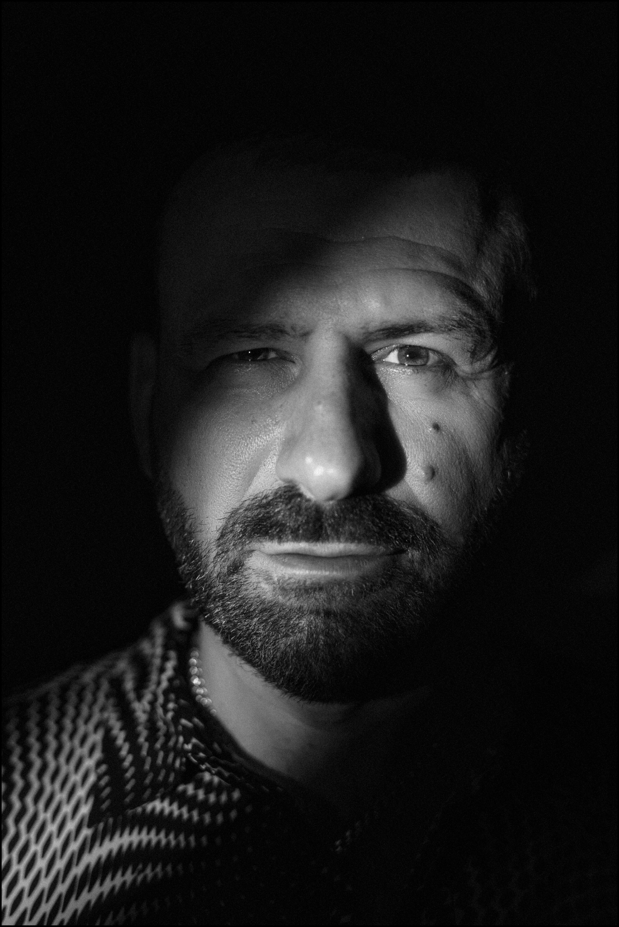 “Business portrait” Chief photographer Forbes premium shooting Dubai, Moscow. Portrait photographer Moscow, UAE, Oleg Koshmarov