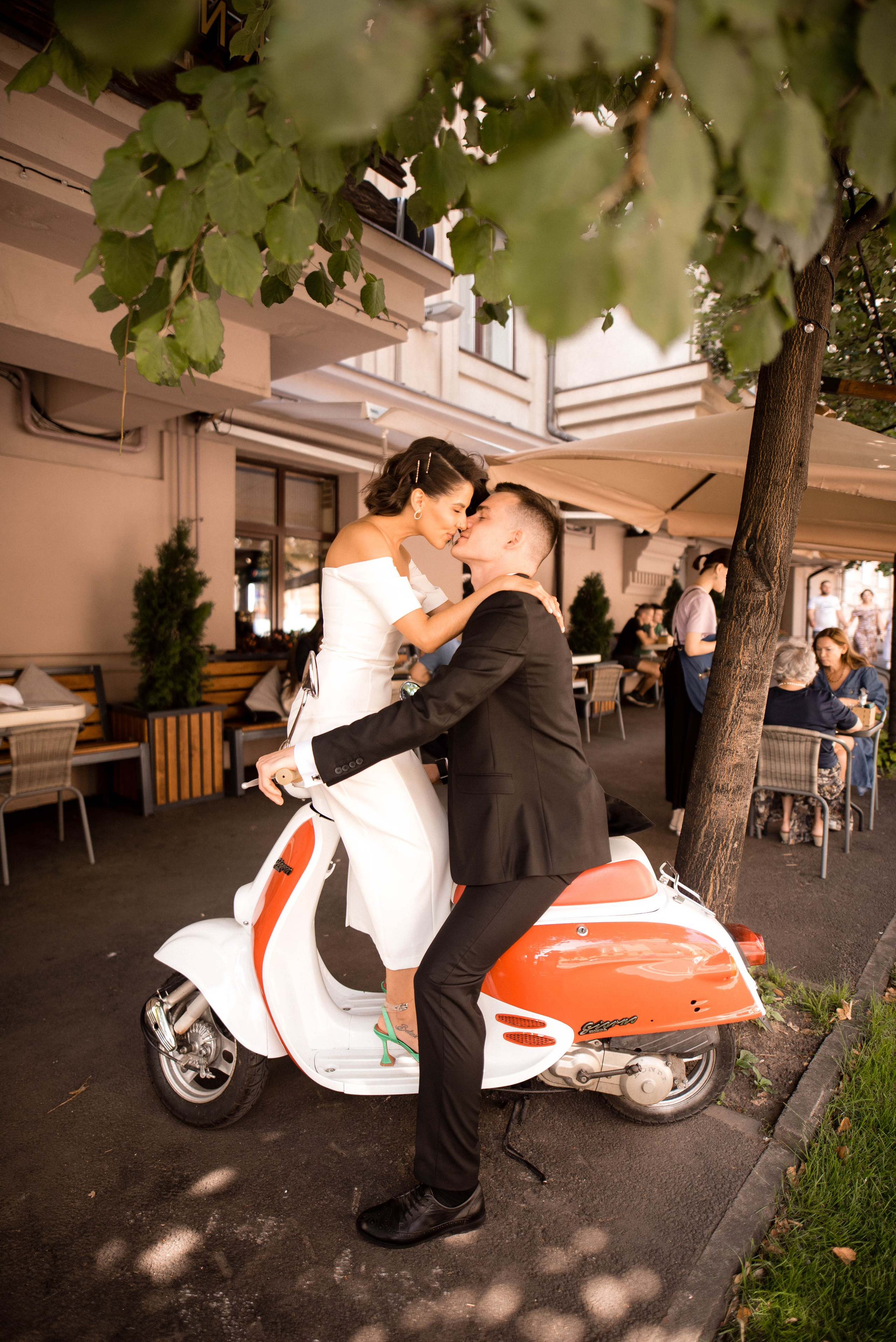 Айгуль и Юрий. Главная