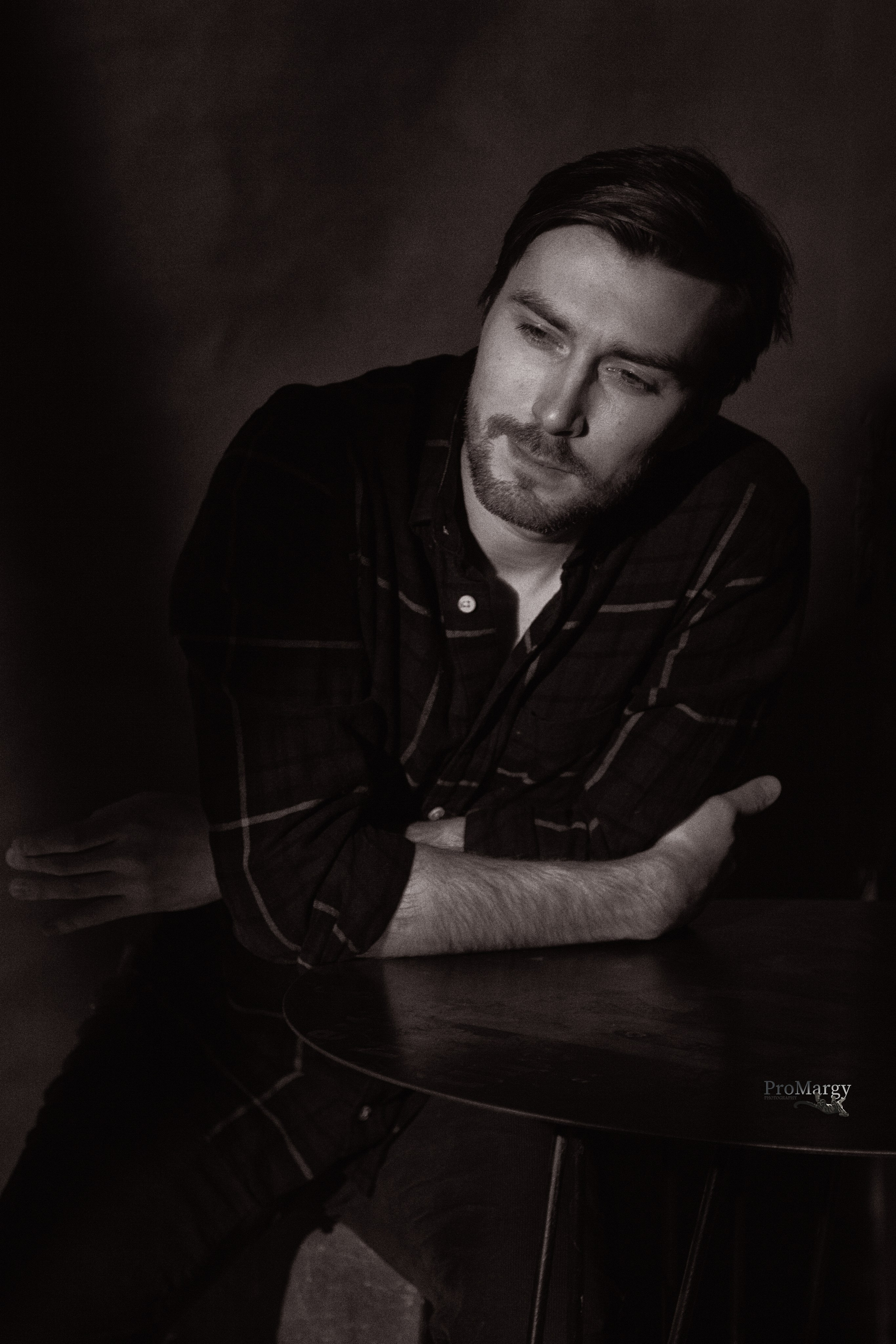 Илья (студийный портрет). Фотограф и ретушер Маргарита Павлюк Москва