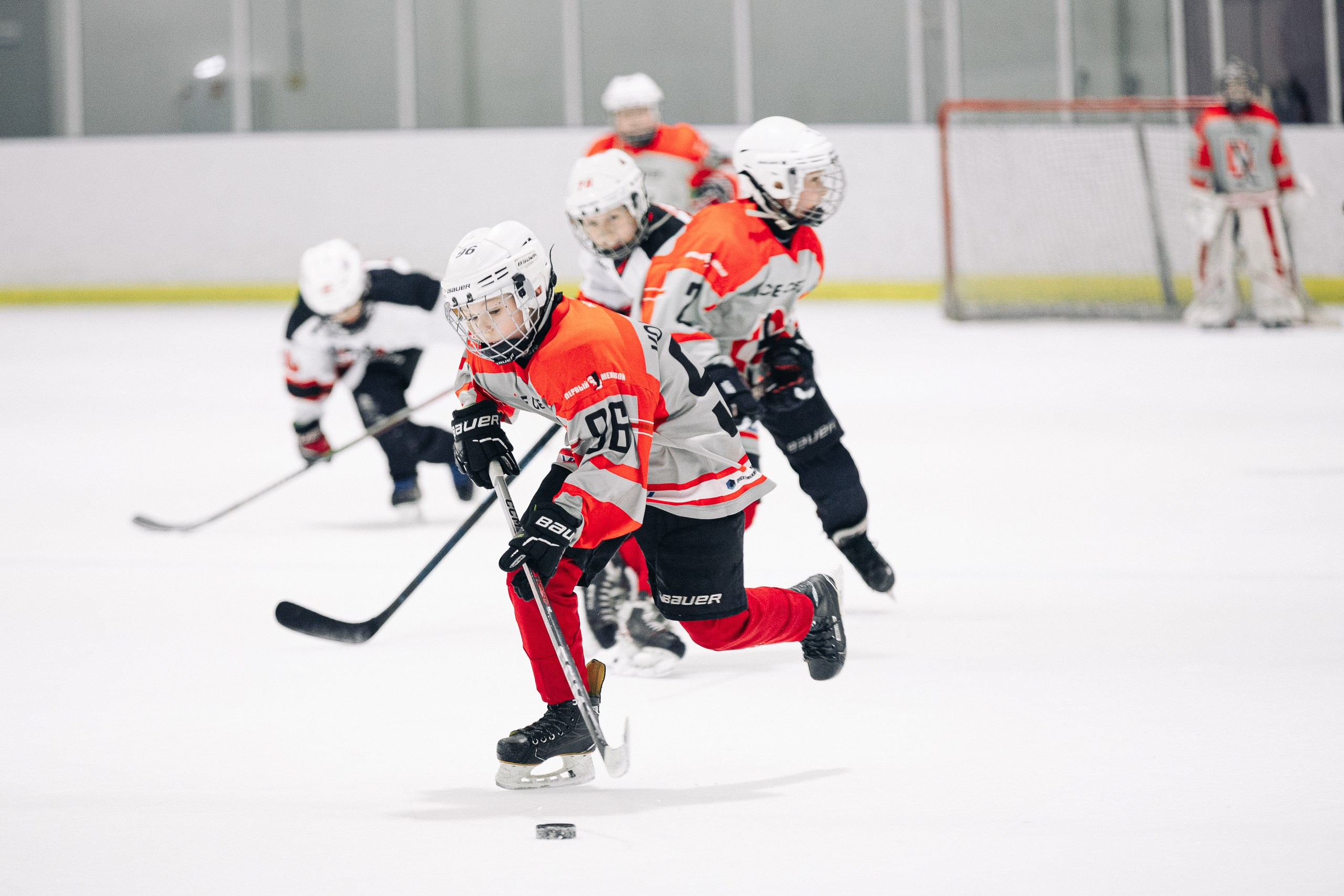 Первенство Тюмени по хоккею. MIG — студия спортивной фотографии Михаила Голянского
