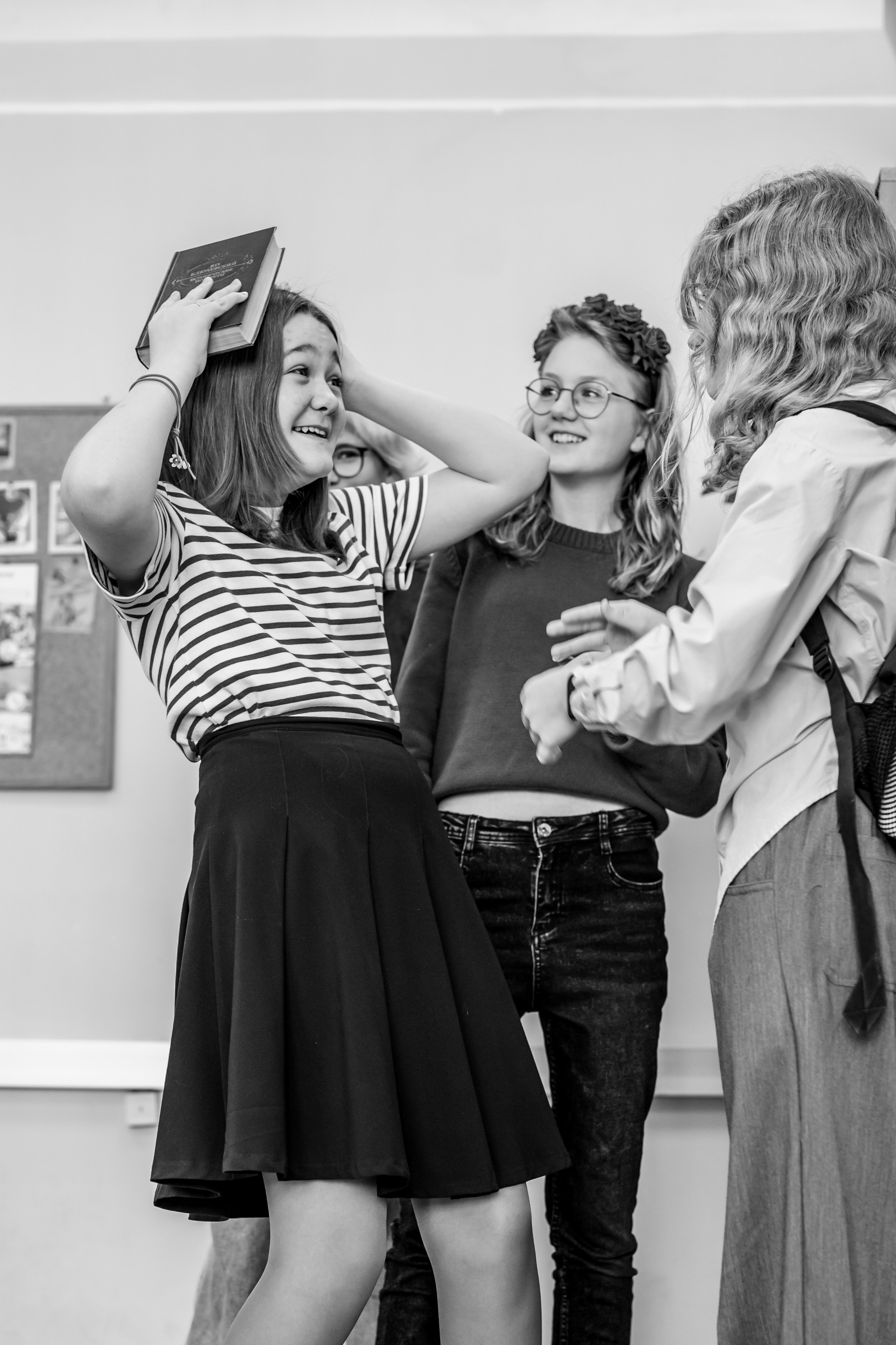 6 класс. Школьные альбомы и альбомы для детского сада. Юлия Осипова. Москва