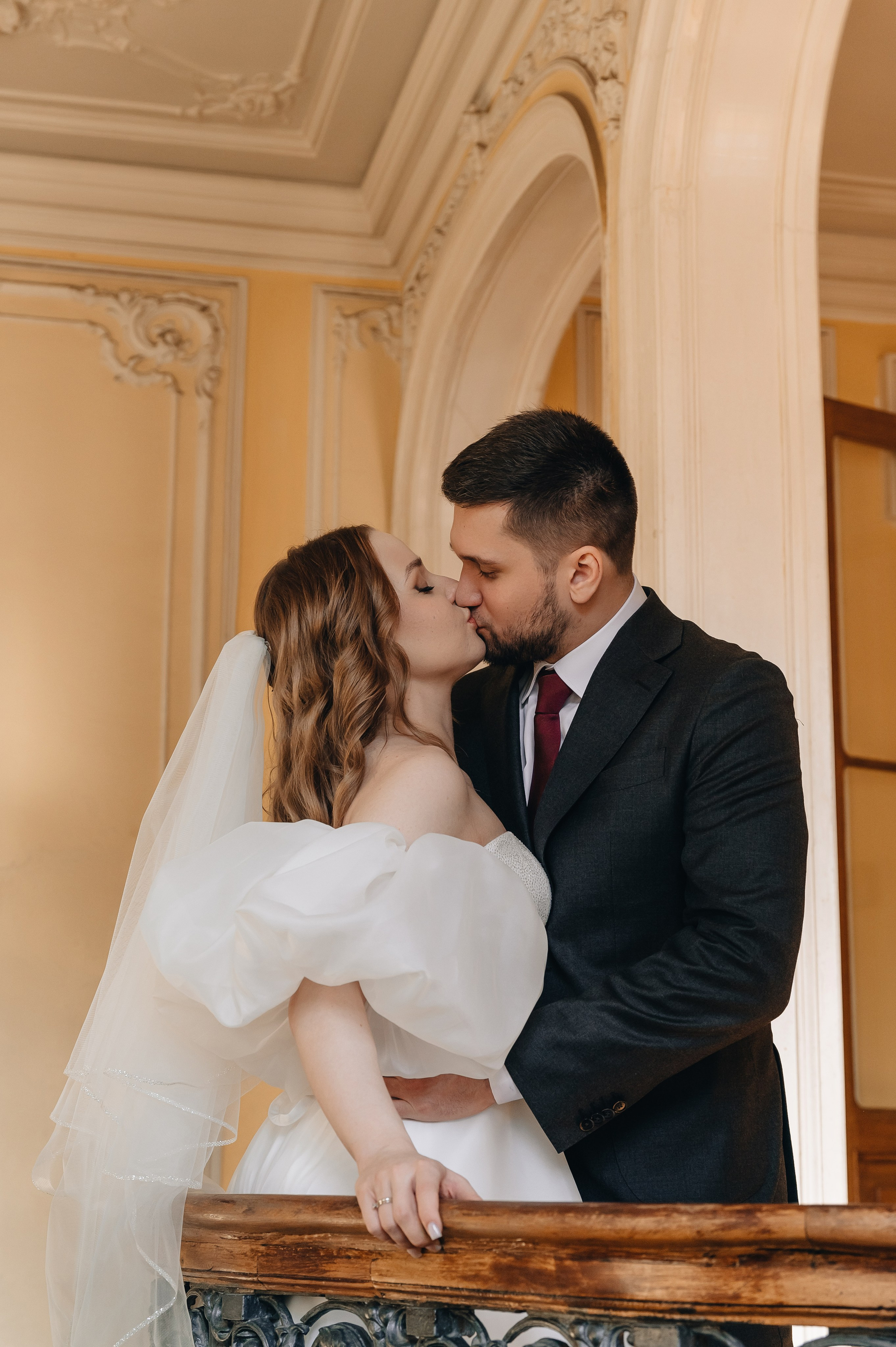 Свадебная фотосессия в библиотеке им. Пушкина. Портретный фотограф Москва Светлана Кашура