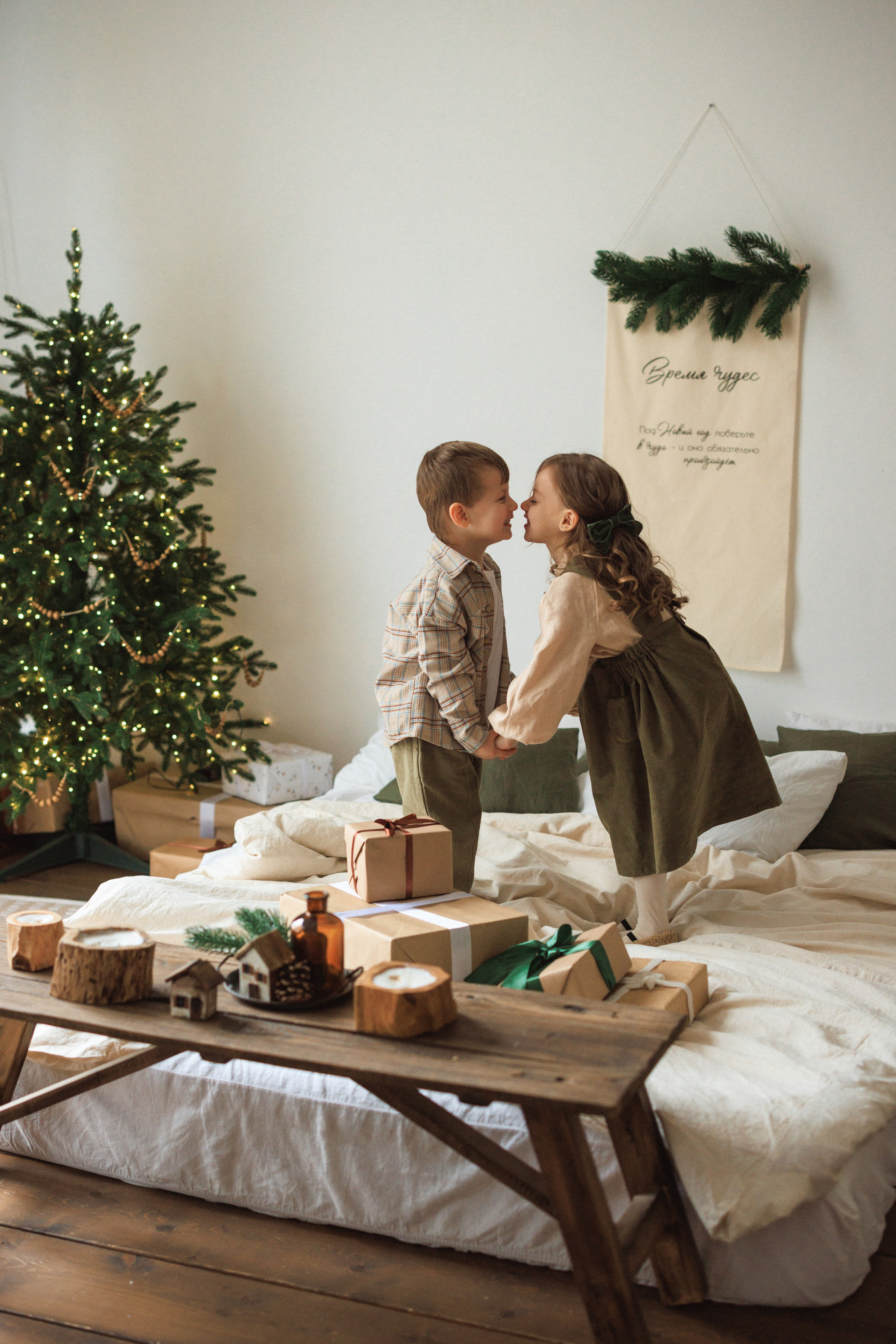 Семейная фотосессия в фотостудии «MESTONE», город Краснодар. Семейный и детский фотограф в Краснодаре Анна Трашкова