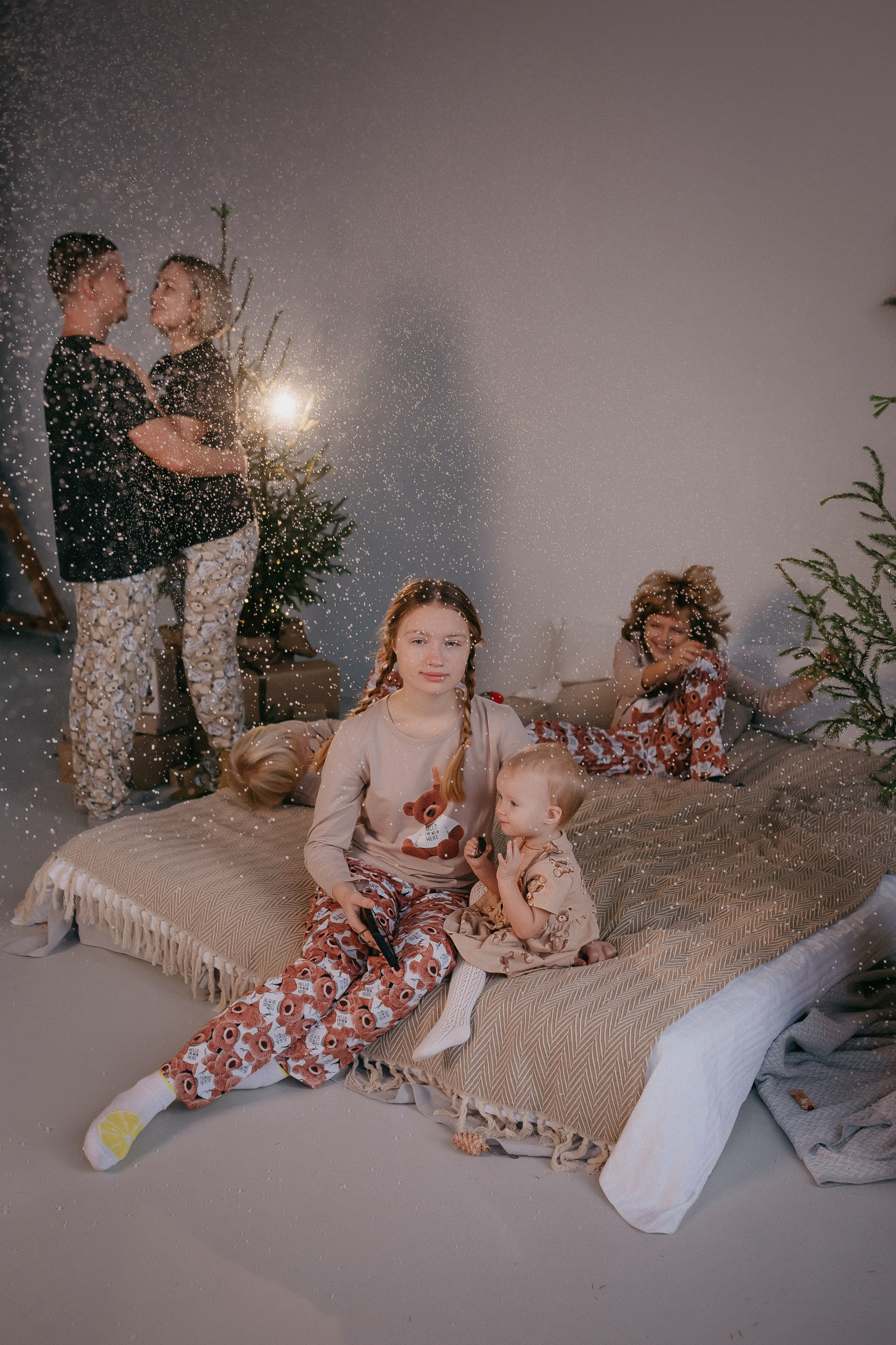 Женя и Лёша +4 Новогодняя. Семейный фотограф в Сургуте