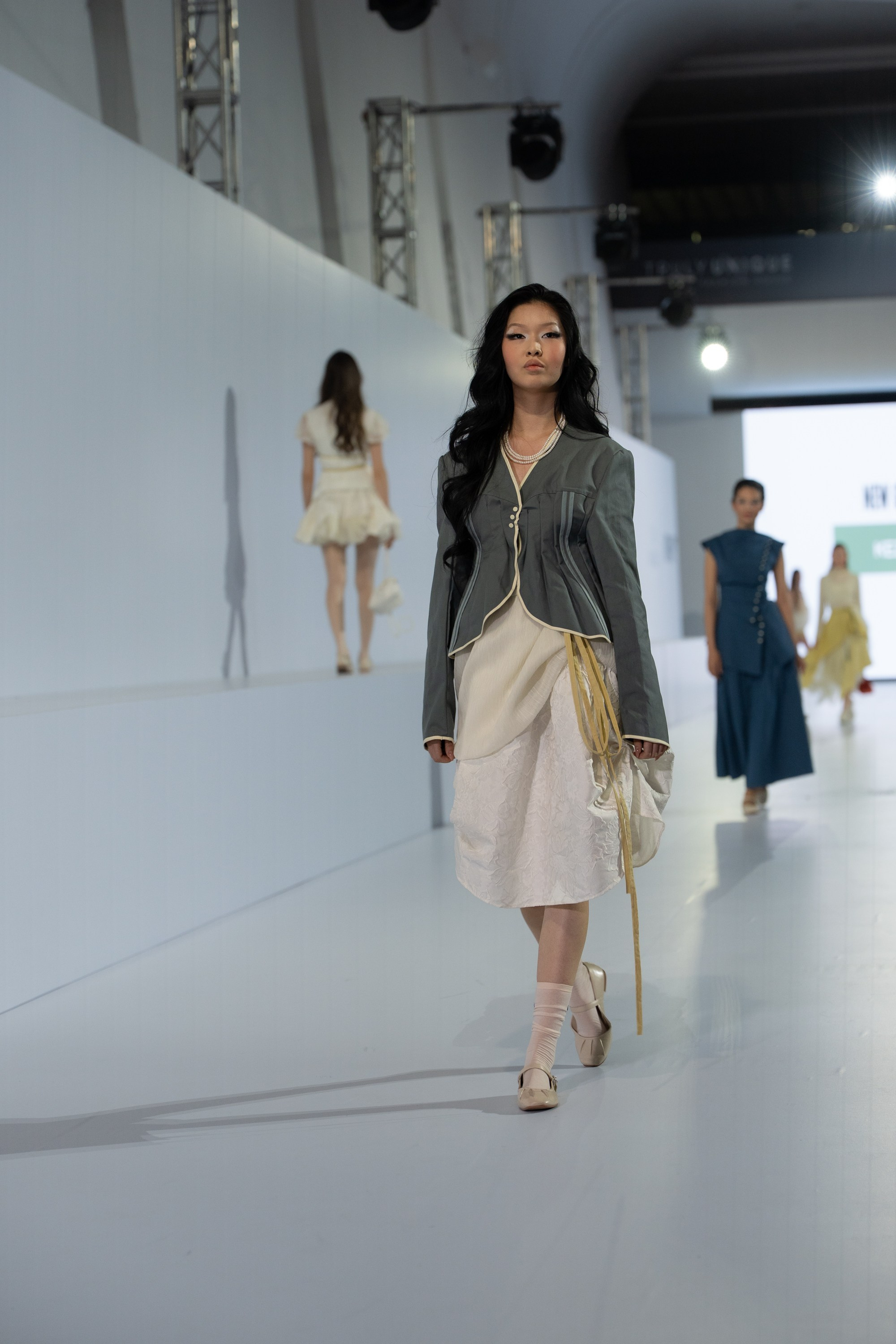 New Generationo Kezdeseisoq. Сайт Алматинского НЮ АРТ, будуар и фэшн фотографа Дениса Карпенко