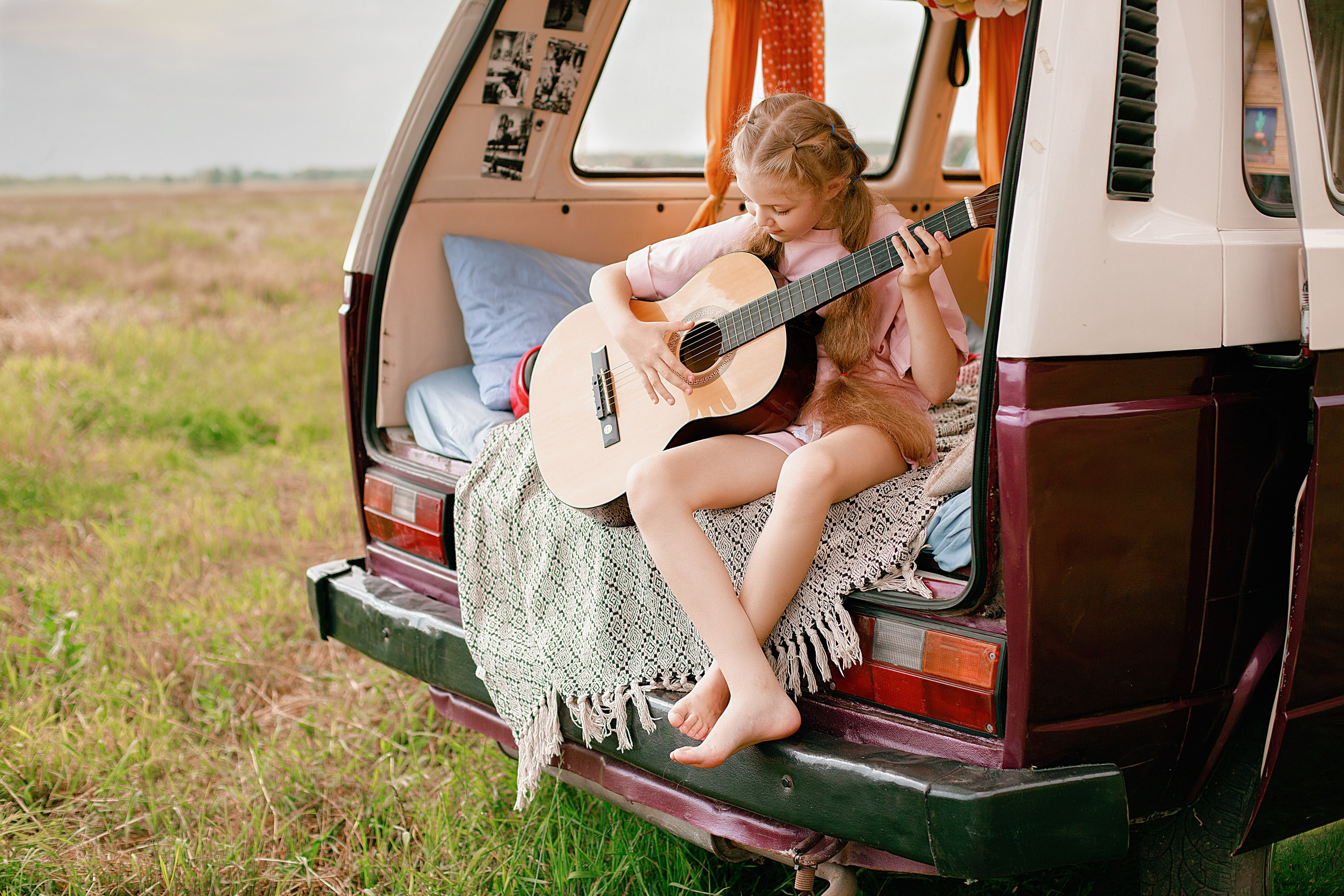 Фотопроект «Летний фургон» / локация Арамильские поля. Фотограф Елена Аленская