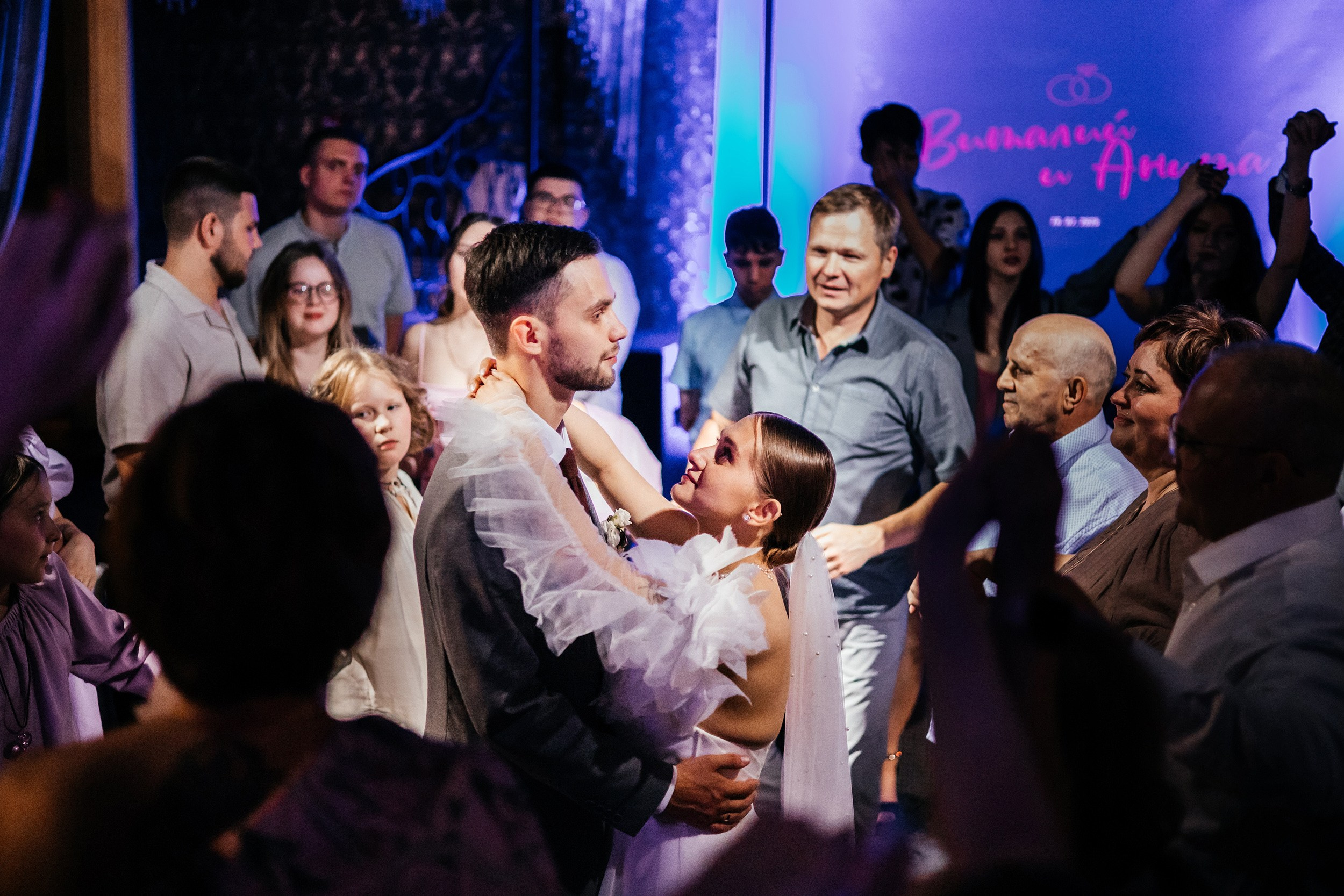 Виталий и Анита. Свадебный, репортажный фотограф в Тюмени Сергей Тапилин