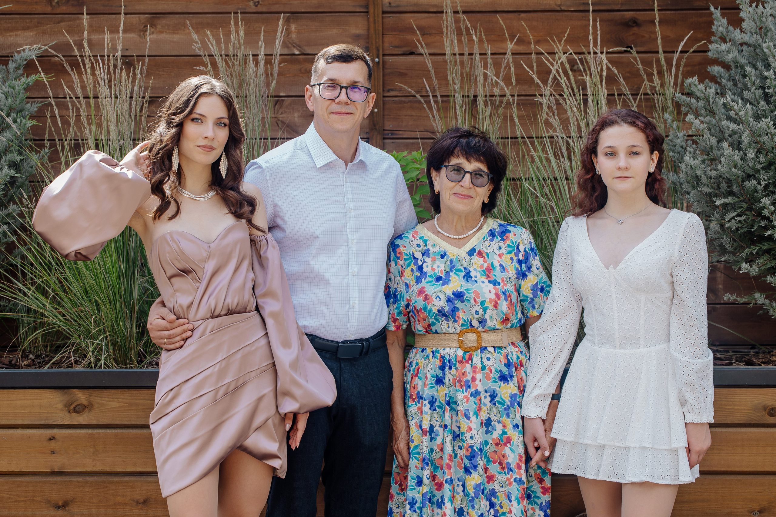 Оксана и ее семья. Фотограф Воронеж, фотосъемка свадеб, детских садов, фотоальбомы