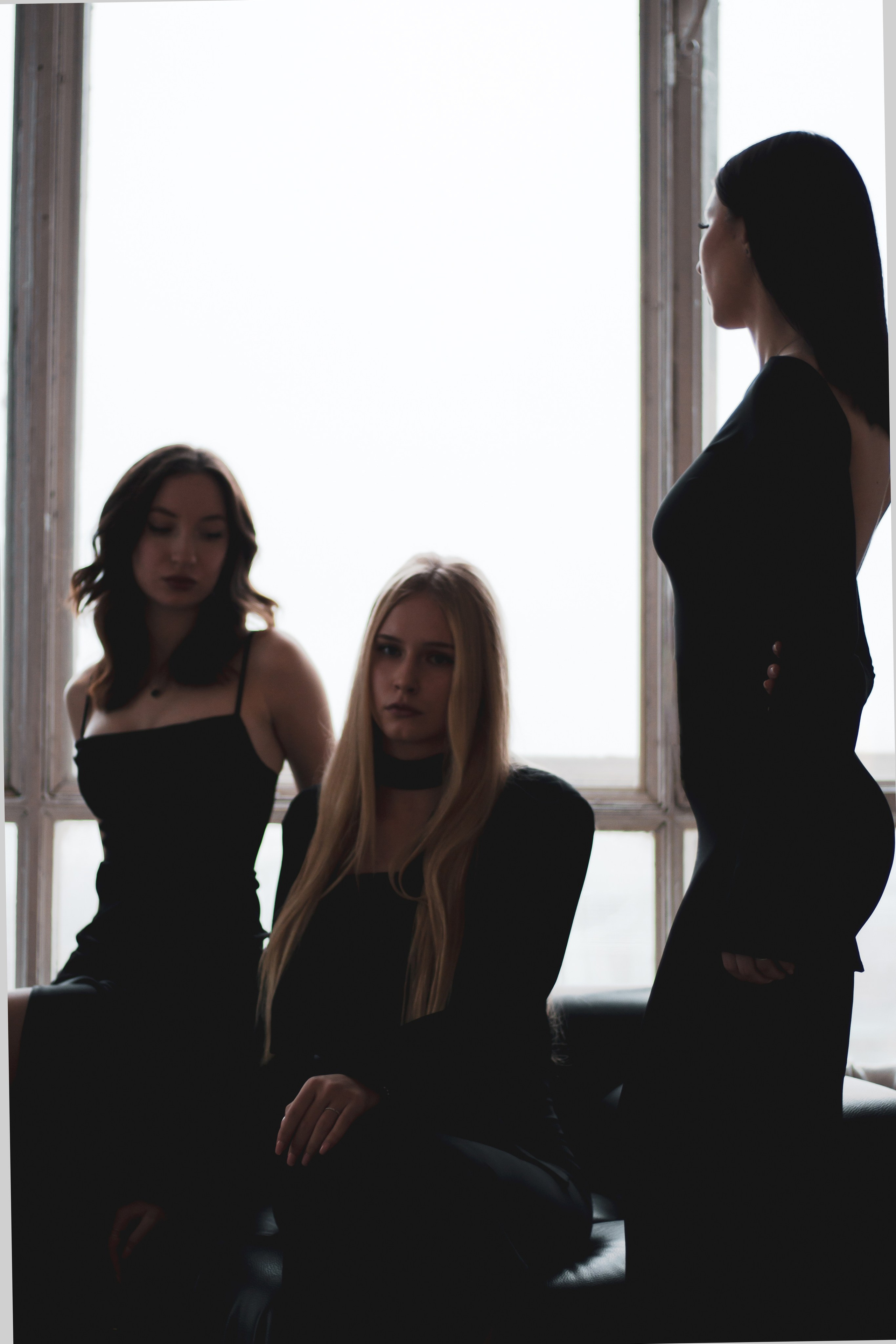 Портретная съемка — Елены, Виктории и Анастасии. Портретный фотограф в Орле. Готовые фото за 3 дня! Помощь в позировании. Советы по организации