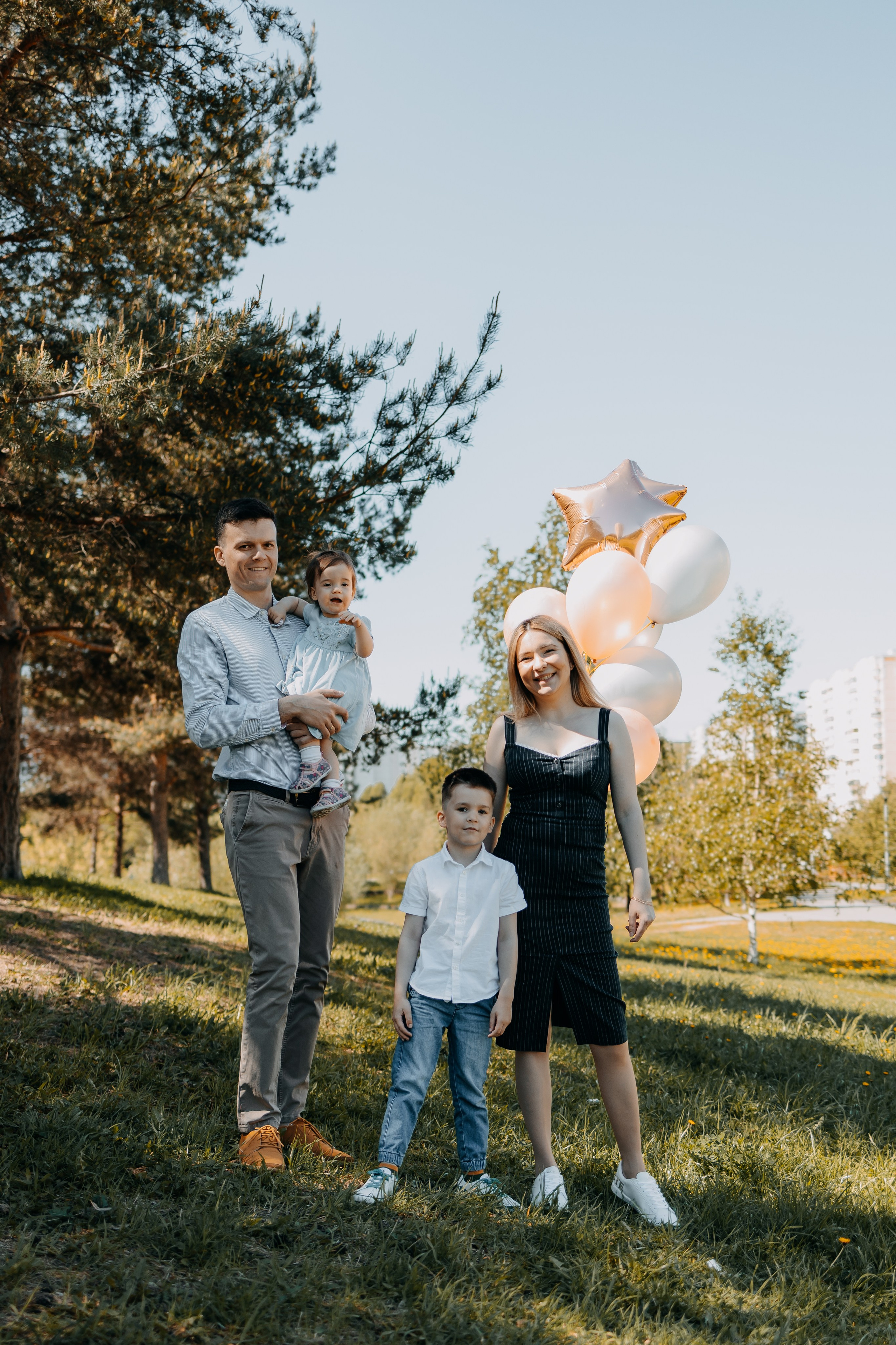 Мария, Денис, Паша и Кристина. Детский и семейный фотограф. Москва