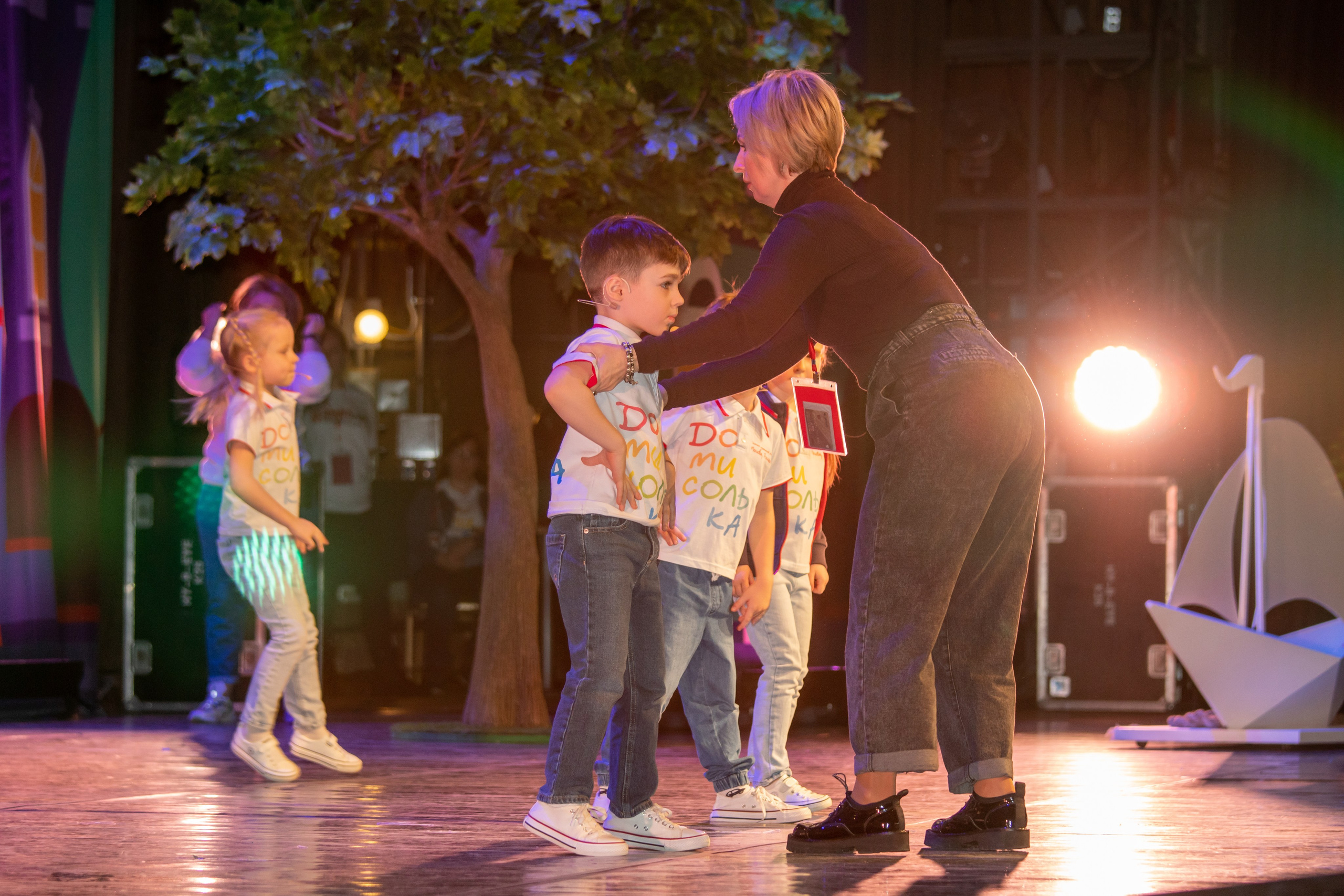 Съёмка концерта для Домисольки, большой концертный зал Космос. «Студия DRONAVT`s» — видеосъёмка и фотография г. Москва