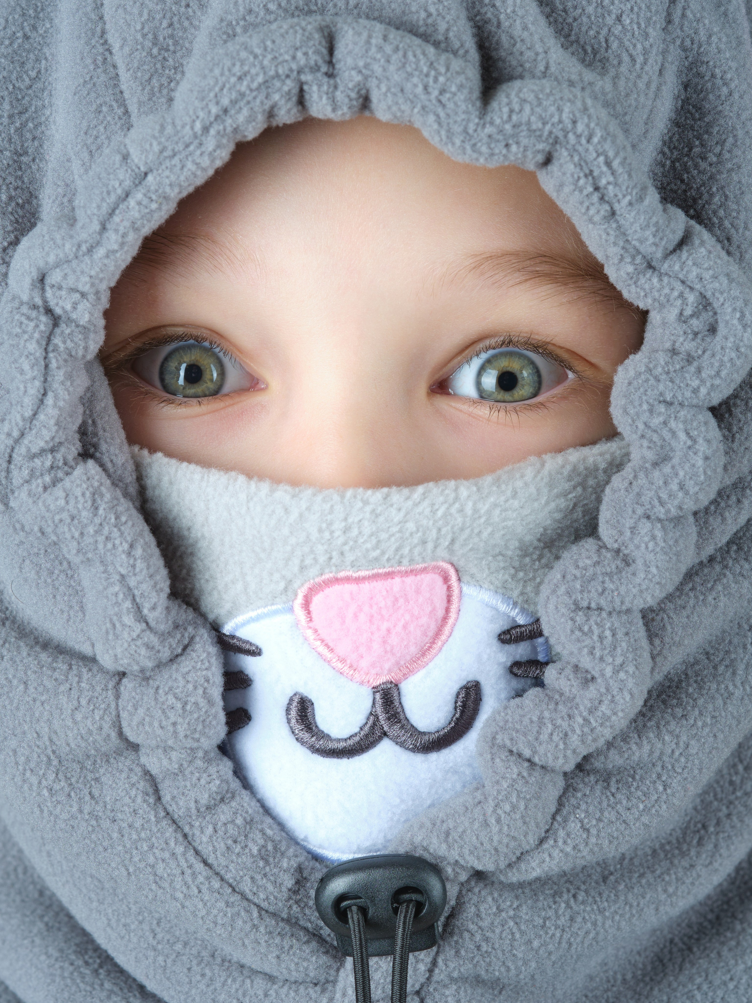 Детские шапки. Предметный фотограф в Краснодаре