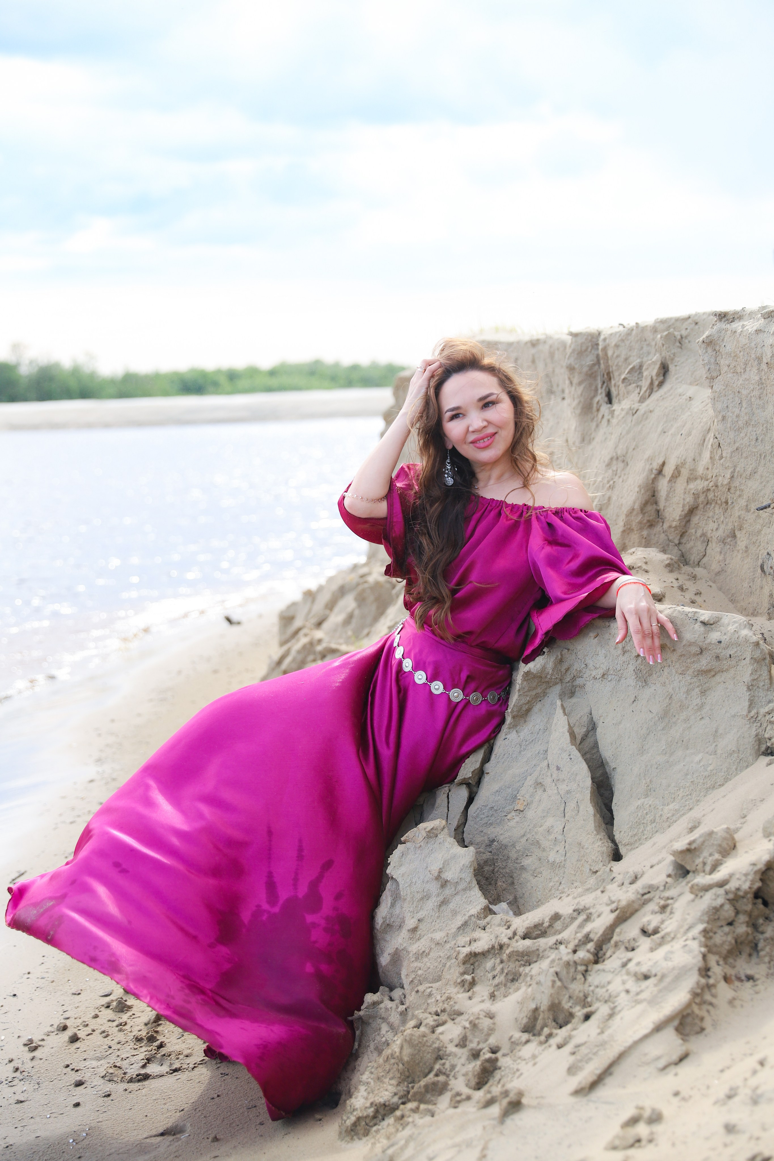 Съемка на белой набережной. Фотограф в Сургуте Брызгунова Анастасия