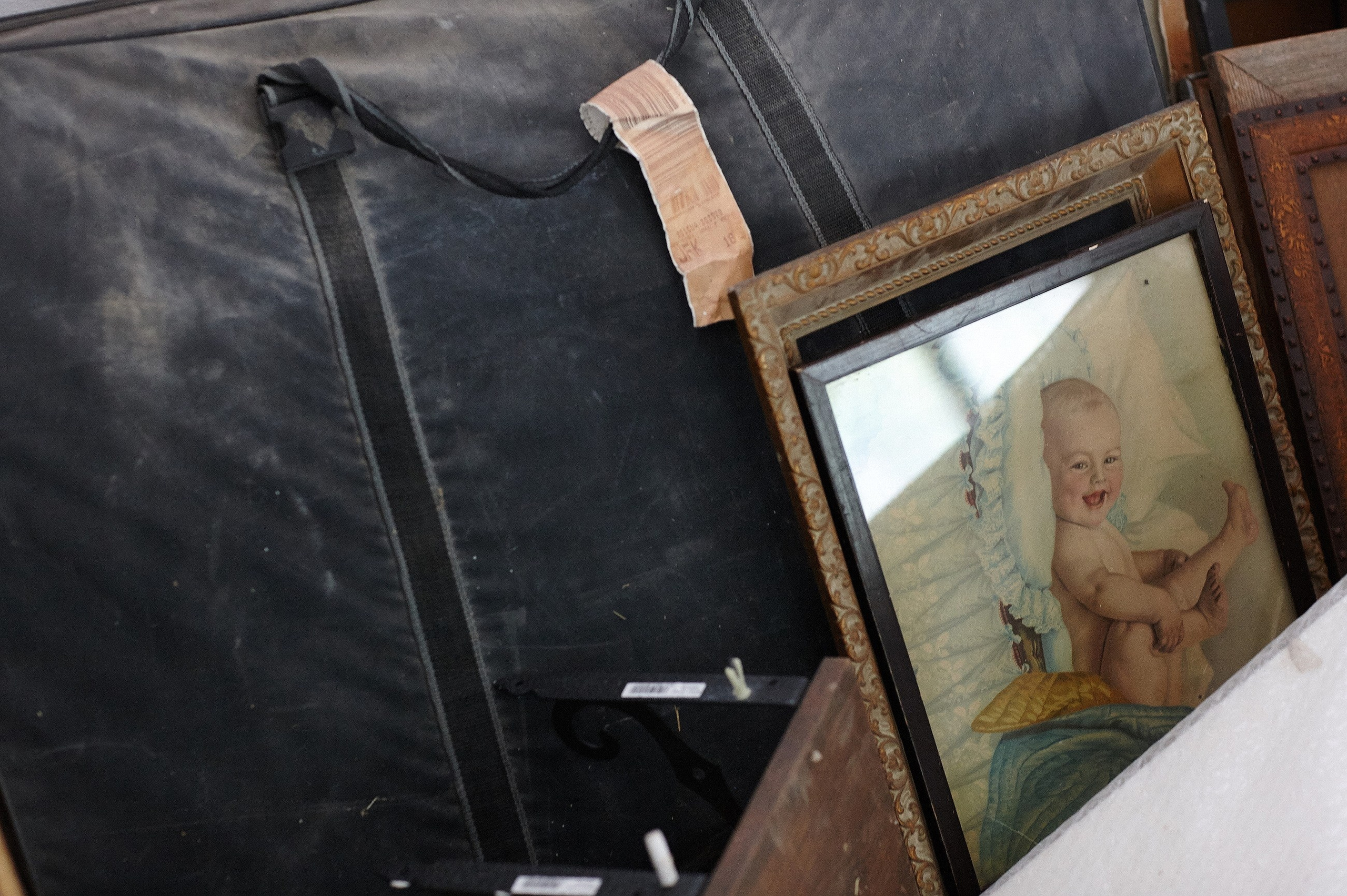 Ginnes Serran-Pagan. Художник. Скульптор. Поэт. Философ. Фотографирую масштабные события, людей и их истории по всему миру. Константин Трубников