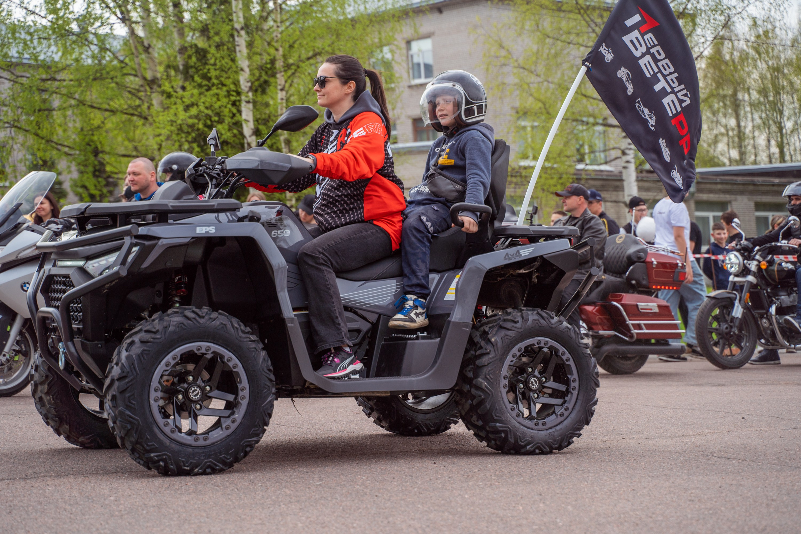 Мотоциклы —репортажная фотосъемка в Санкт-Петербурге. Свадебный, семейный, портретный, репортажный фотограф в Санкт-Петербурге