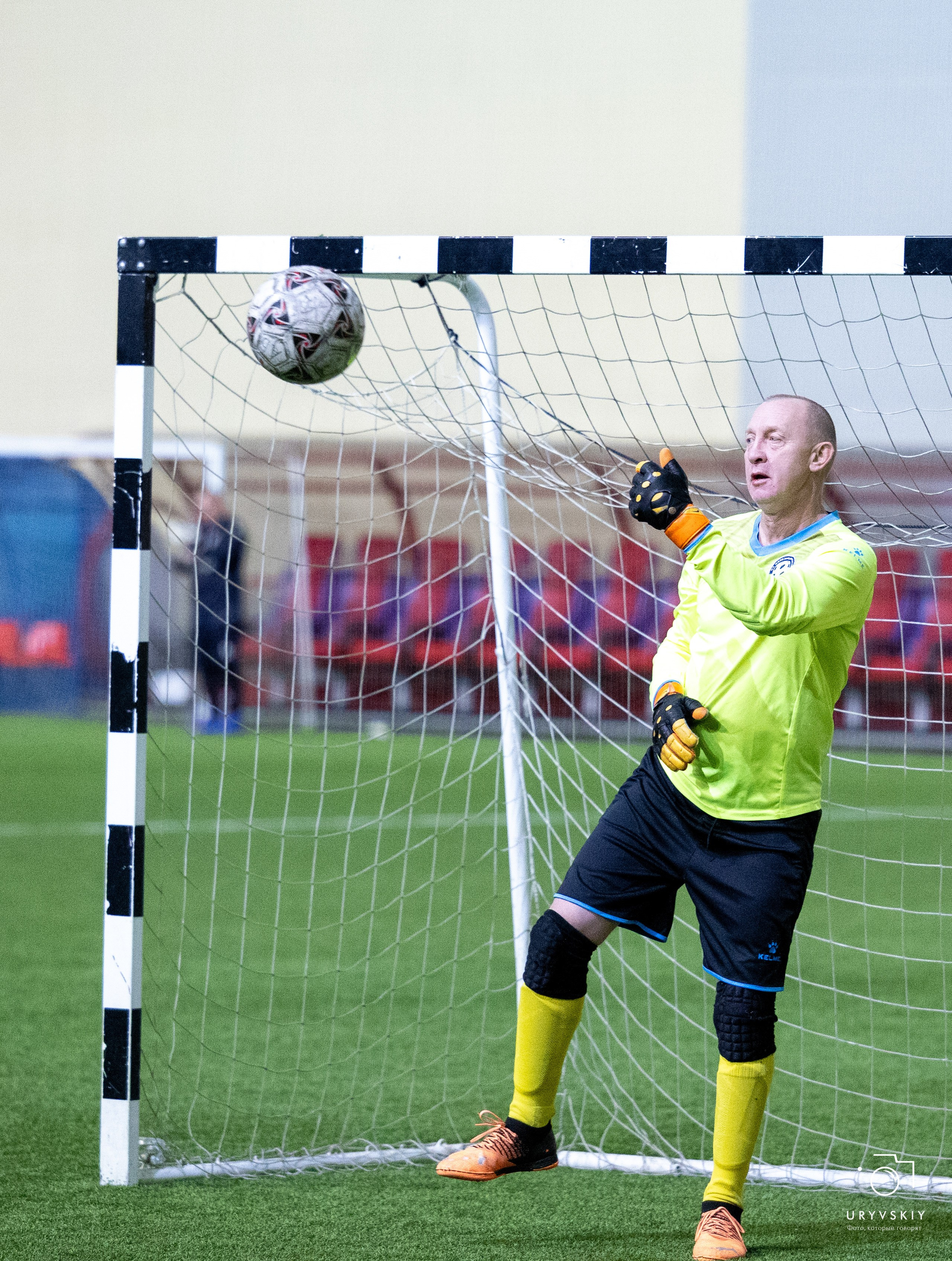 Командор футбол 29.11.2025. Игорь Урывский. Фотограф Красноярск