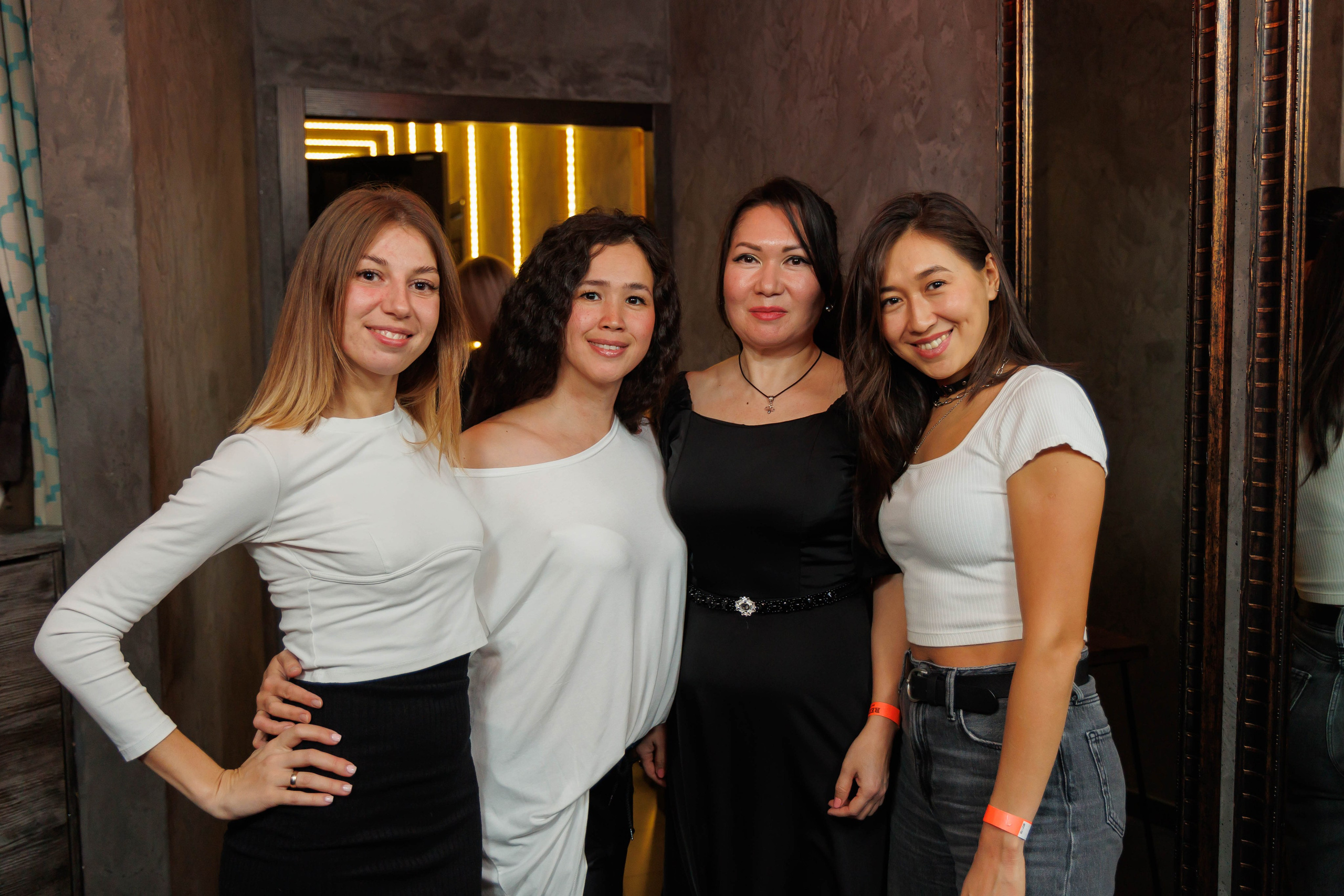 День рождения Red Bar. Ваши Истории. Фотограф/видеограф. Абакан