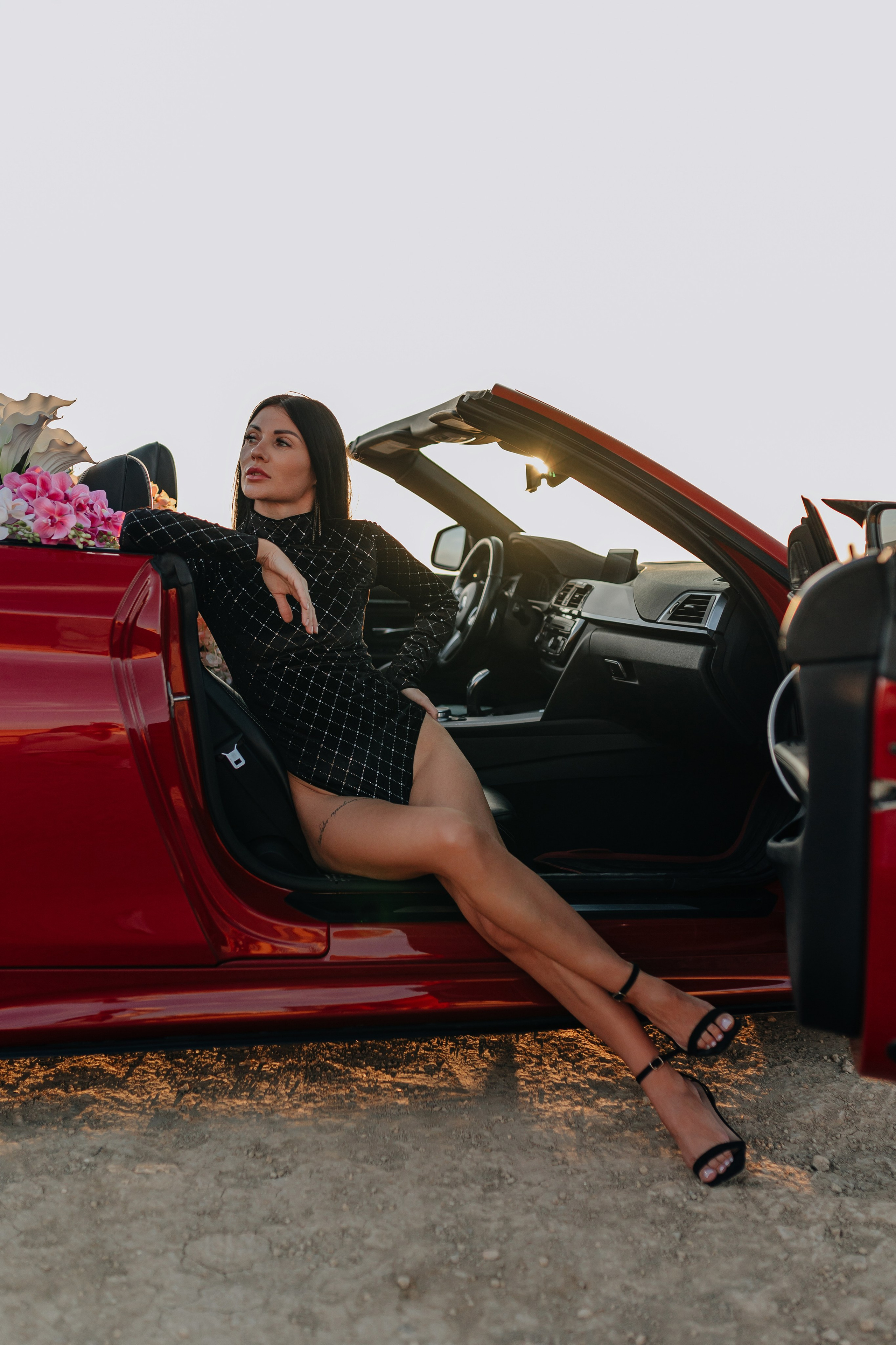 На кабриолете. Фотограф Трифон Мира