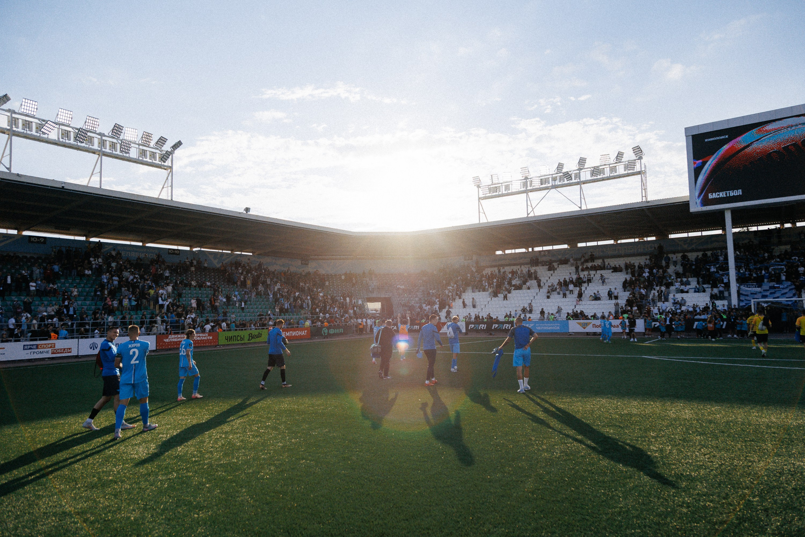 ФК ЧЕЛЯБИНСК Х ФК ВОЛГА. Репортажный фотограф Макс Брагин