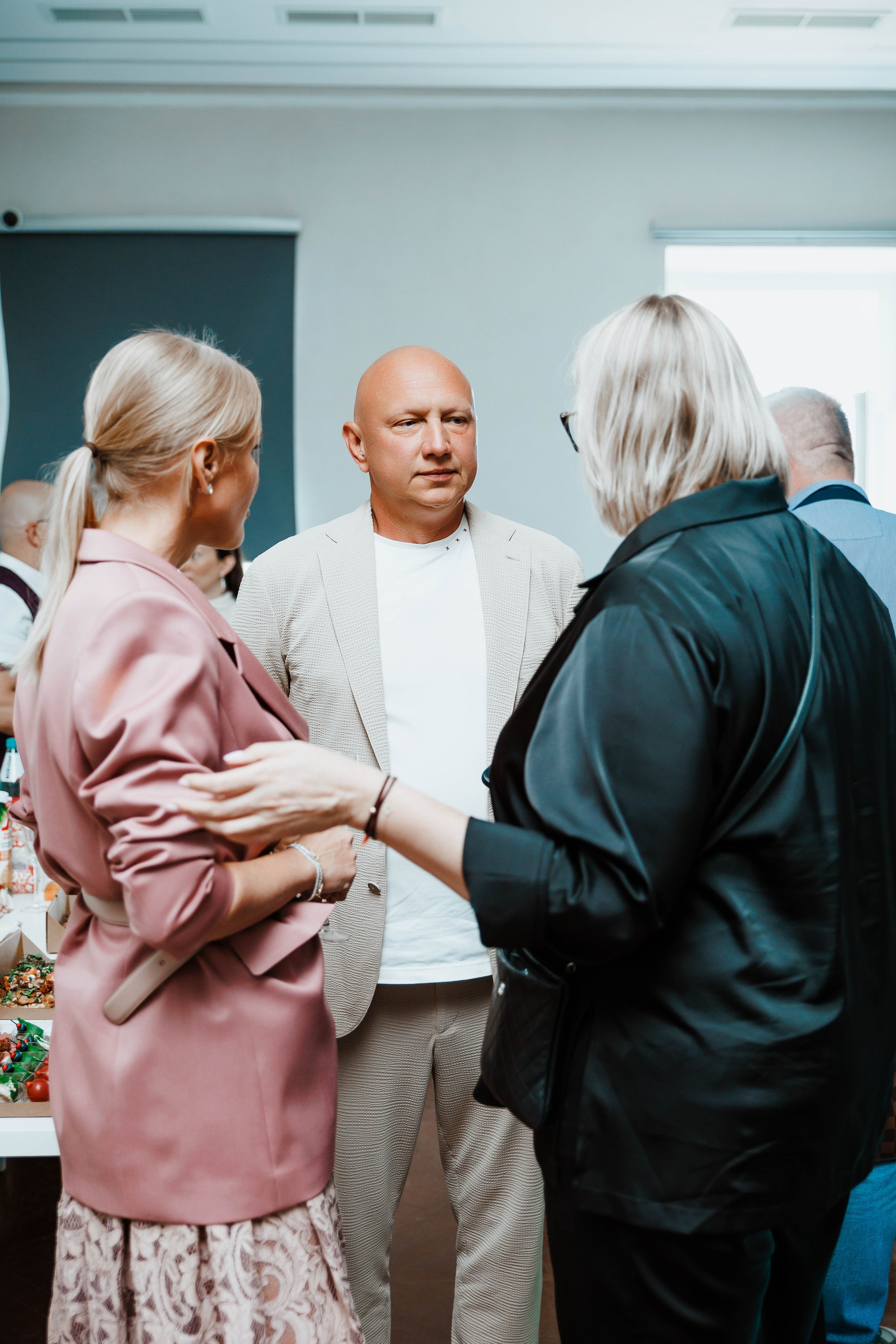 НОВЫЕ ЛЮДИ | ОБЩЕЕ СОБРАНИЕ НИЖЕГОРОДСКОГО ОТДЕЛЕНИЯ ПАРТИИ. СВАДЕБНЫЙ | РЕПОРТАЖНЫЙ ФОТОГРАФ НИЖНИЙ НОВГОРОД Игнатьева Виктория