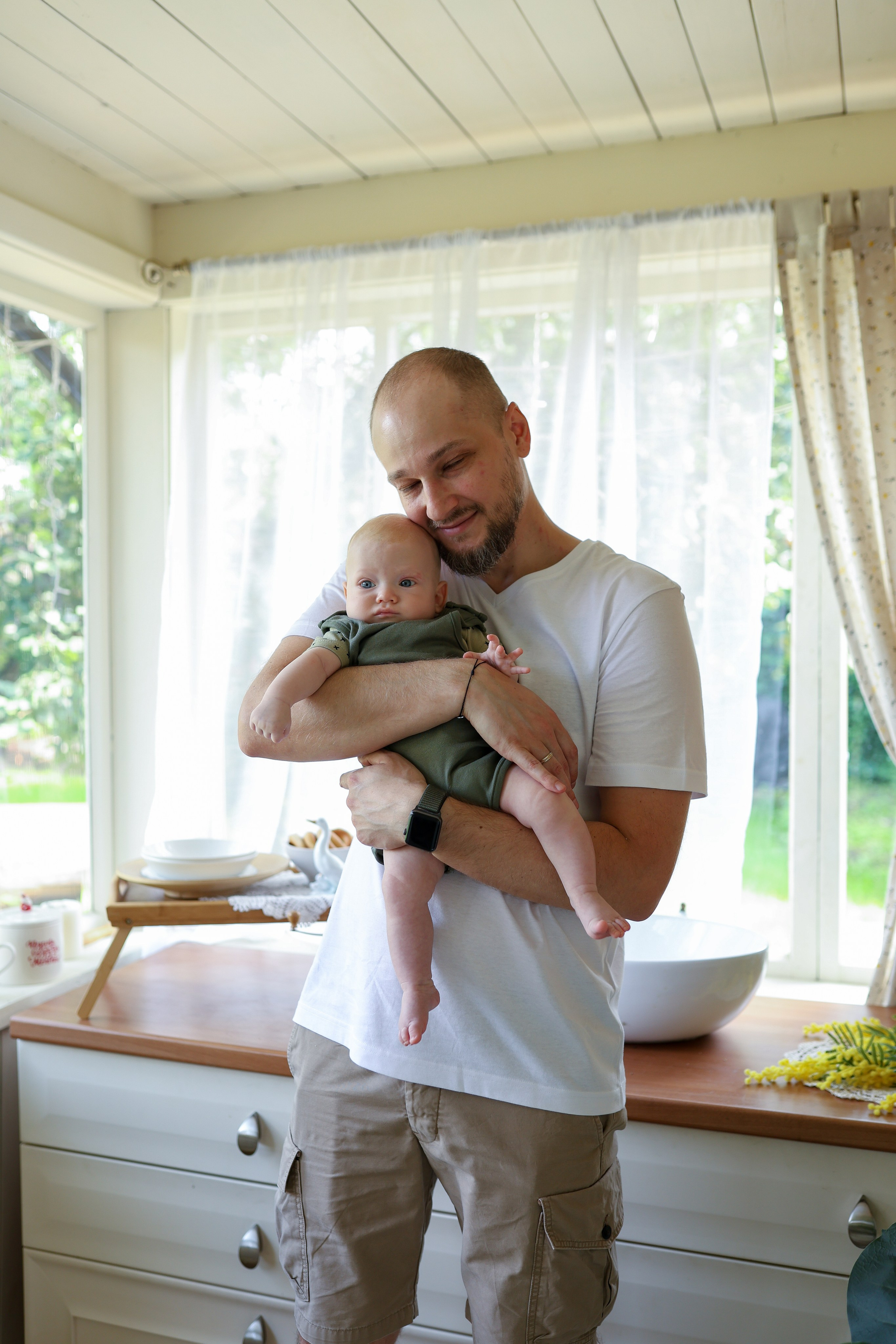 Семейная фотосессия в загородной студии. Фотограф в Железнодорожном и Балашихе