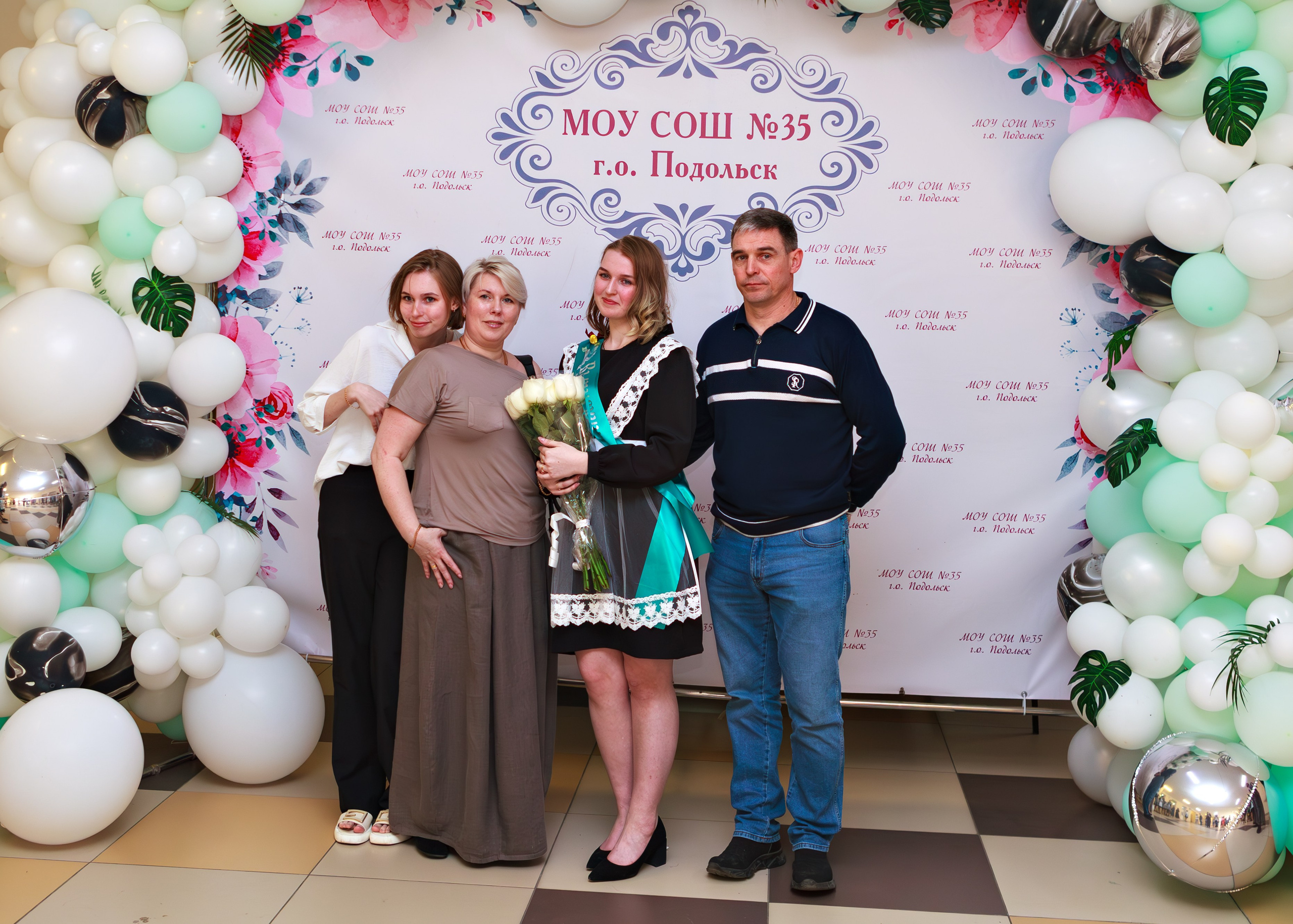 Гимназия № 7, г. Подольск, Последний звонок, 11 класс. Выпускные альбомы и школьный фотограф в Подольске, Троицке, Щербинке, Москве и Московской области