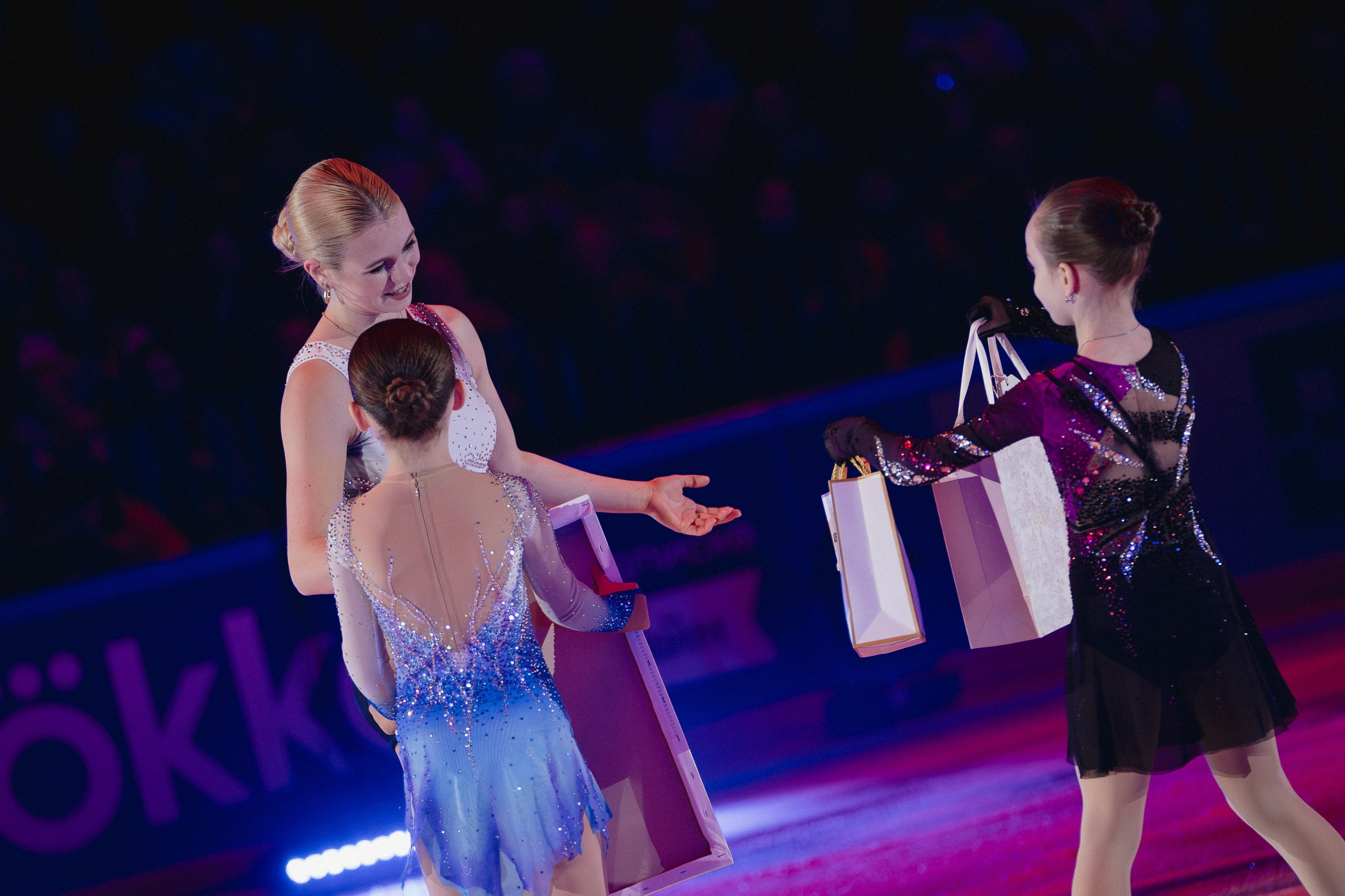 Шоу Этери Тутберидзе в Новосибирске. Воробьева Ксения — Спортивный и танцевальный фотограф Новосибирск