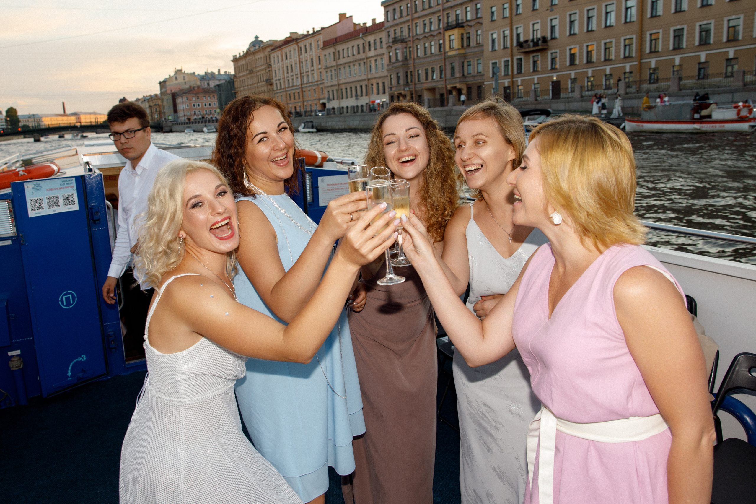 Морская прогулка. Девичник. Фотограф Ксения Третьякова, Санкт-Петербург