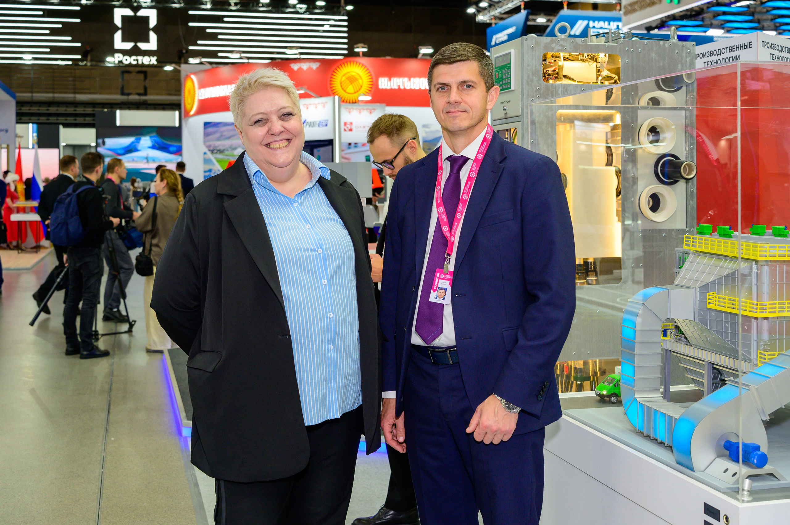 BigindustrialweekBelarus. Фотоуслуги, услуги фотографа, фотографирование важных событий