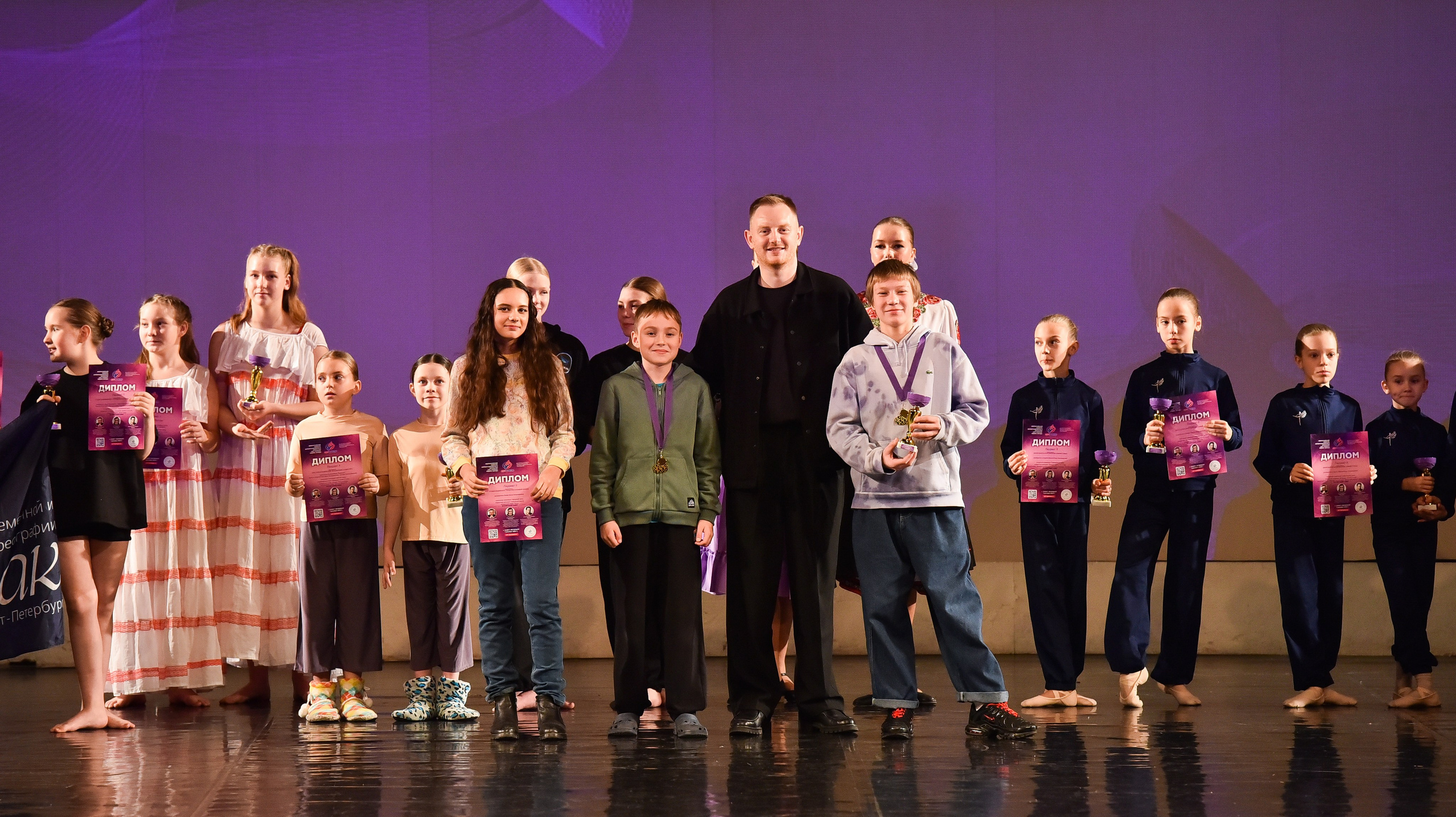 01.12.2024 Фестиваль хореографического искусства «АРТ-КОМПАС. СЕВЕРО-ЗАПАД» г. Спб. Медиастудия Фото Концепт