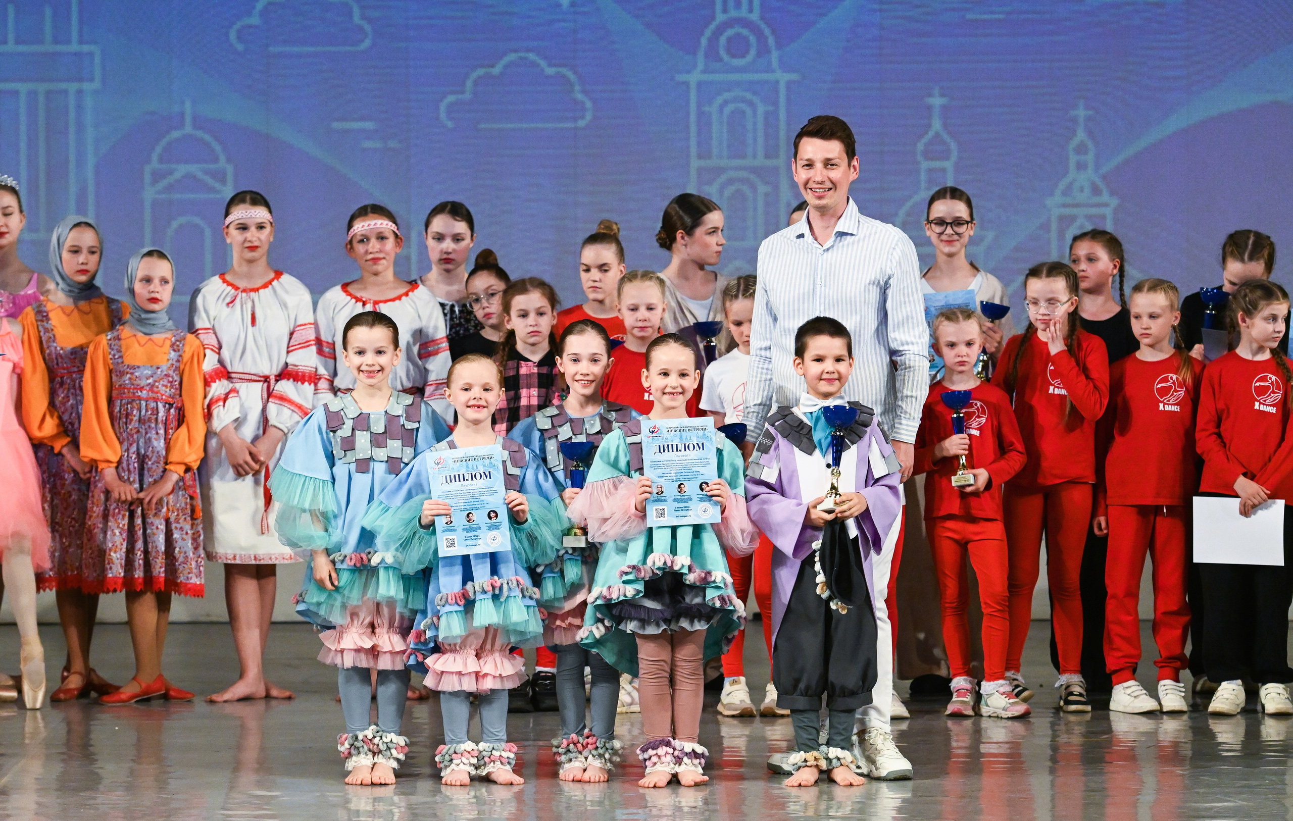 02.06.2025 «АртКомпас» Всероссийский фестиваль талантов «Невские встречи» г. Санкт-Петербург. Медиастудия Фото Концепт