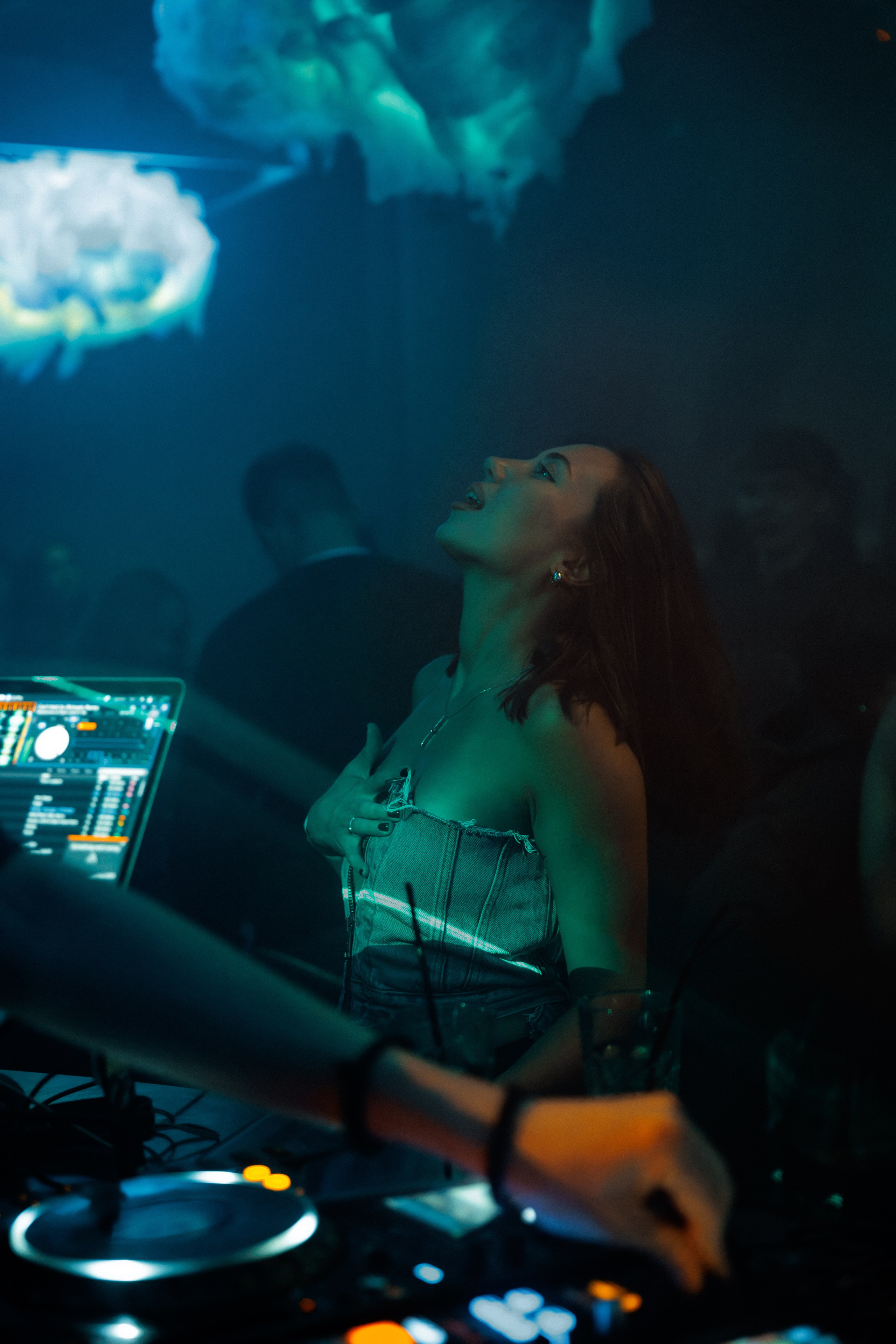 КЛУБЫ | ВЕЧЕРИНКИ. Фотограф Владивосток Ян Паклин