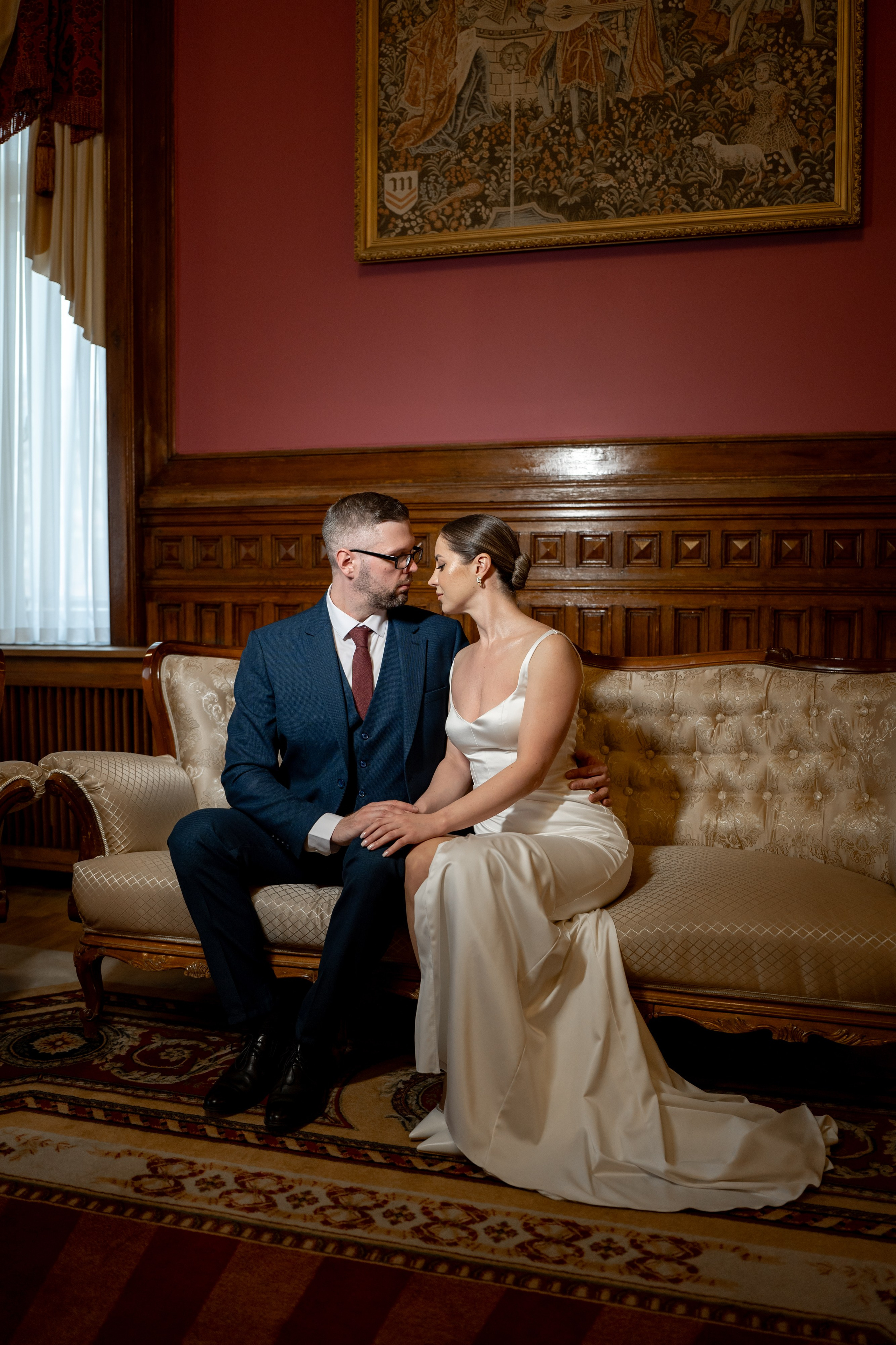 Свадебная фотосессия во дворце 2 на Фурштадской. Свадебный фотограф Александр Невский в Санкт-Петербурге