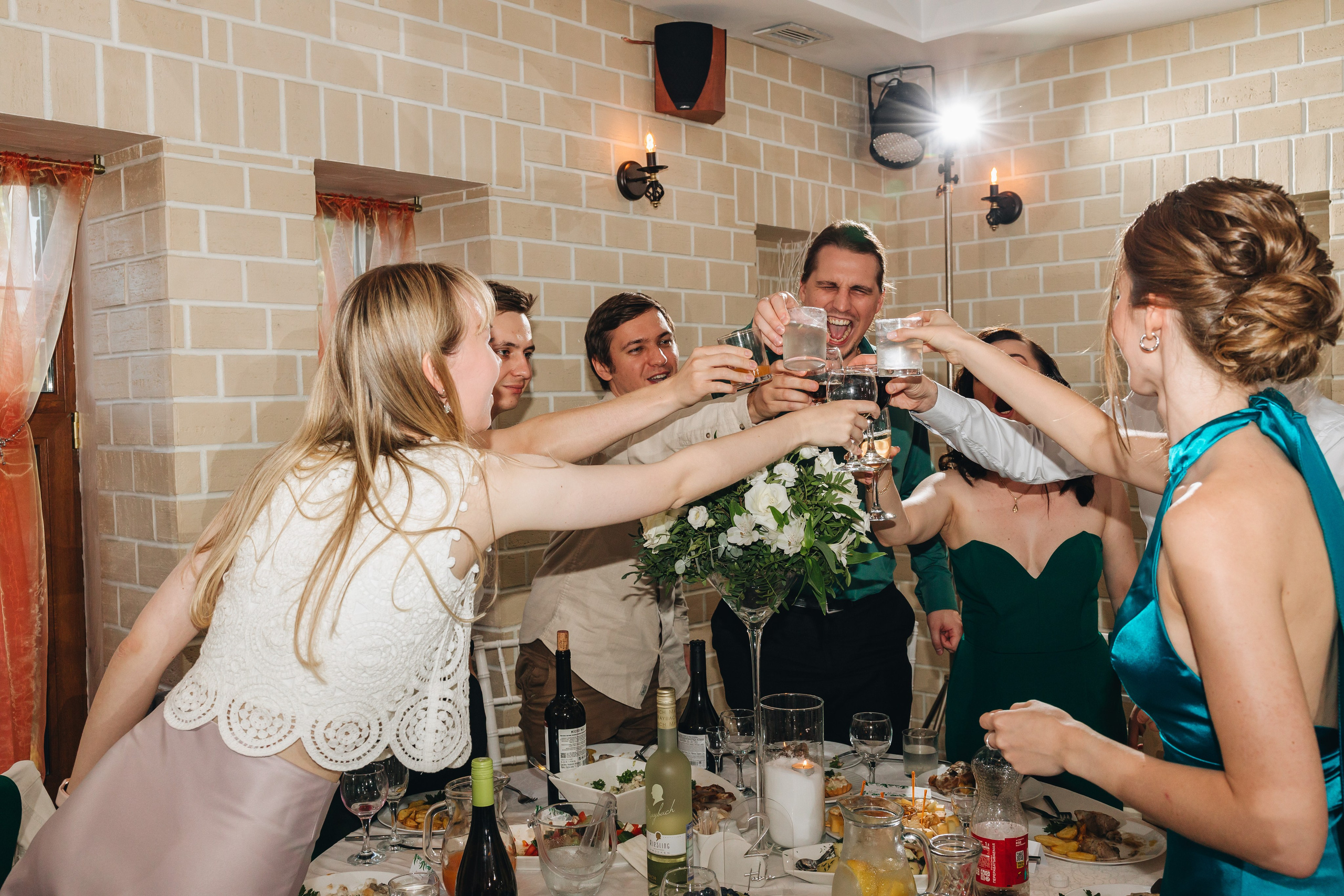 Антон и Ангелина. Свадебный фотограф и видеограф — Сергей и Дарья