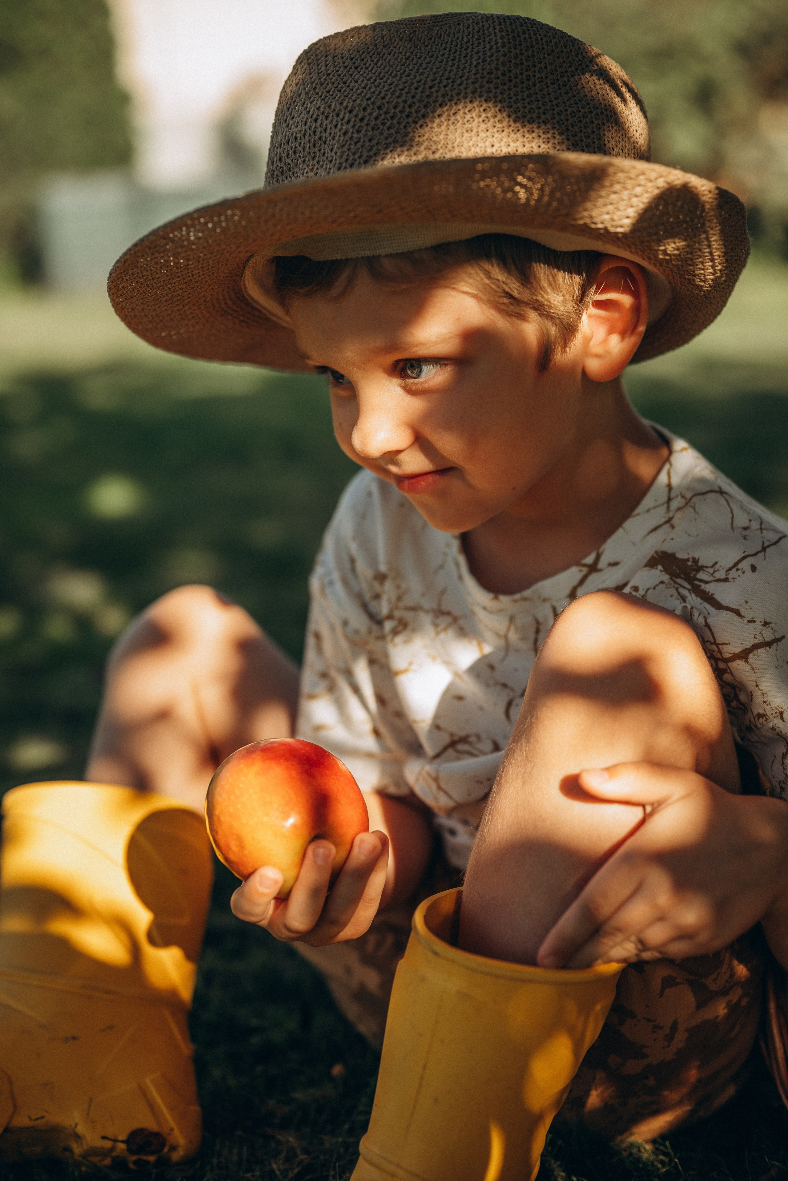 Маленький садовник. Семейный фотограф в Москве Дарья Пузикова