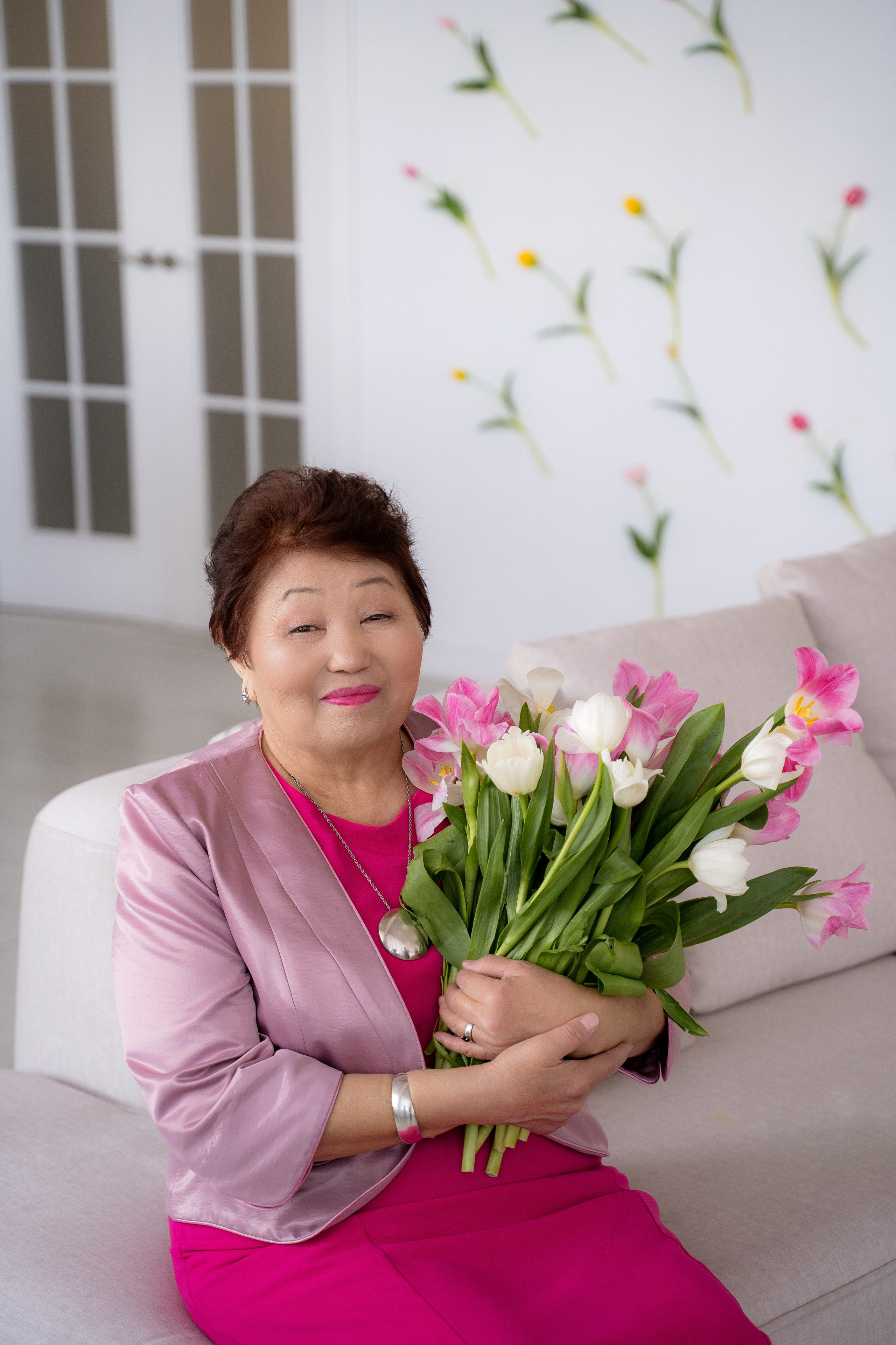 Тюльпановое настроение. Фотостудия Малина в городе Улан-Удэ. Фотограф Ирина Жарникова