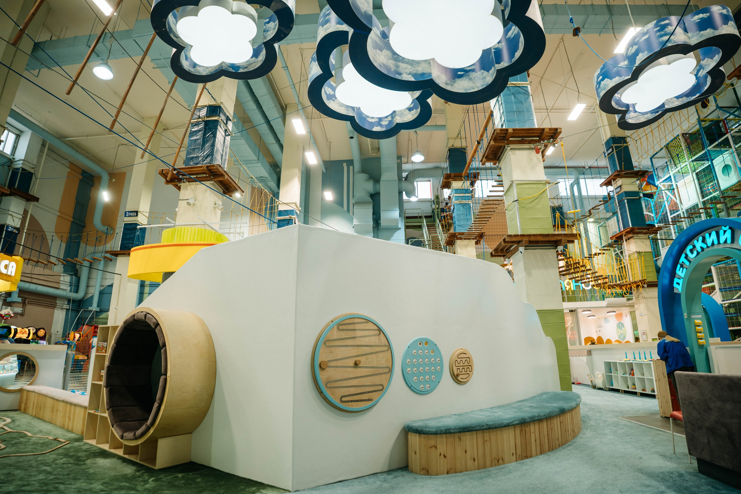 Интерьерная съемка для Мегалэд. Видеограф и Фотограф в Челябинске Ксения и Владимир Рюмины