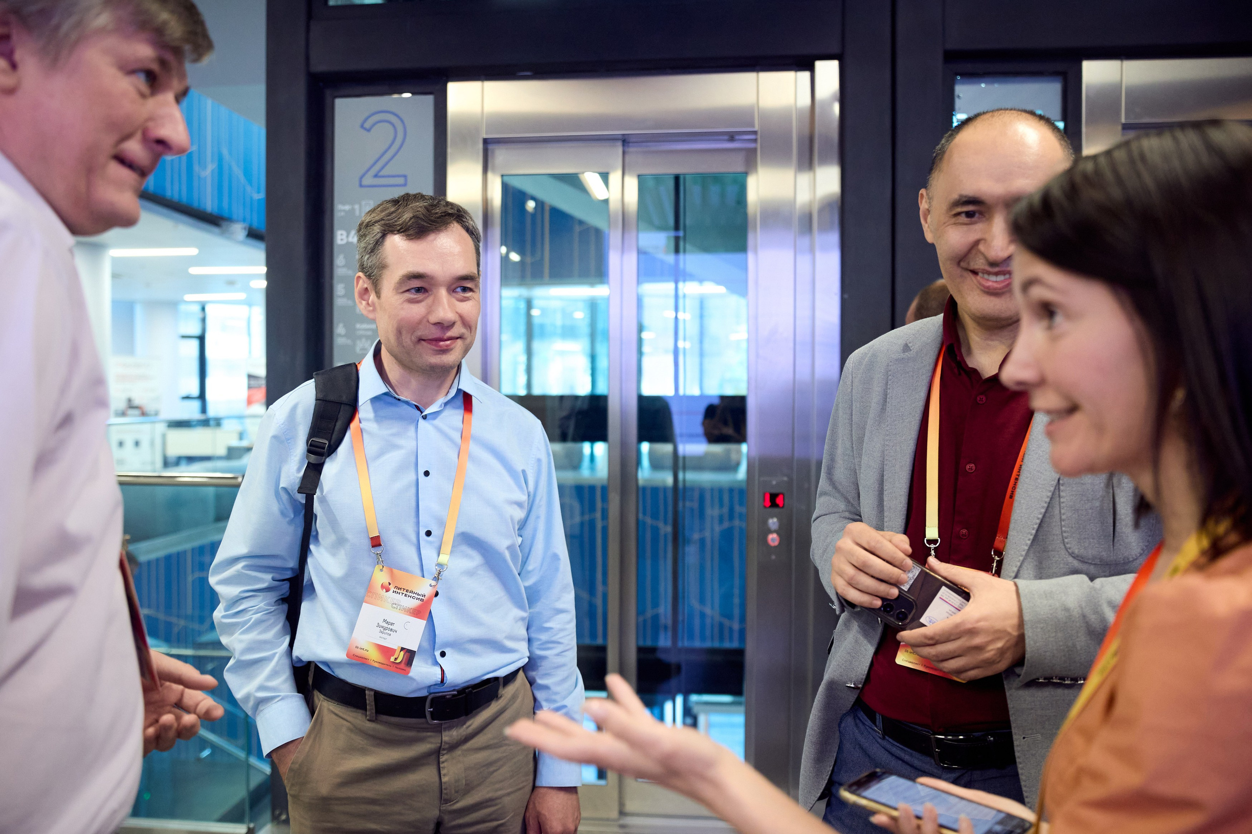 Настроение — взбодрить машиностроение! Литейный интенсив в Бауманке. Татьяна Фомичева. Репортажный и светский фотограф в Москве